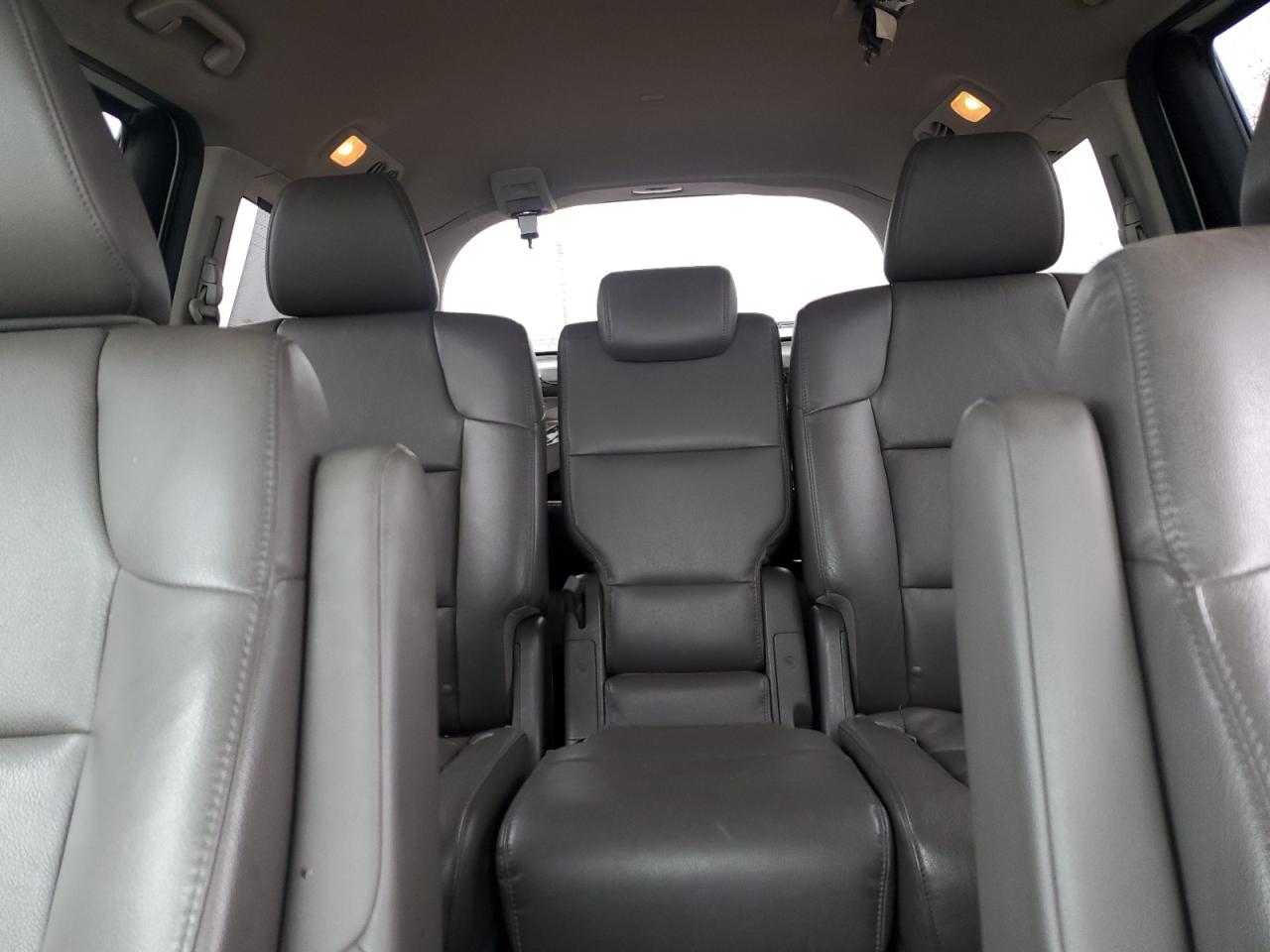 2014 Honda Odyssey - Image 10