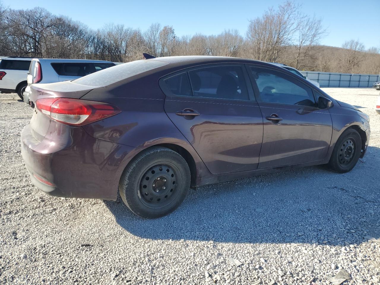 2017 Kia Forte - Image 3
