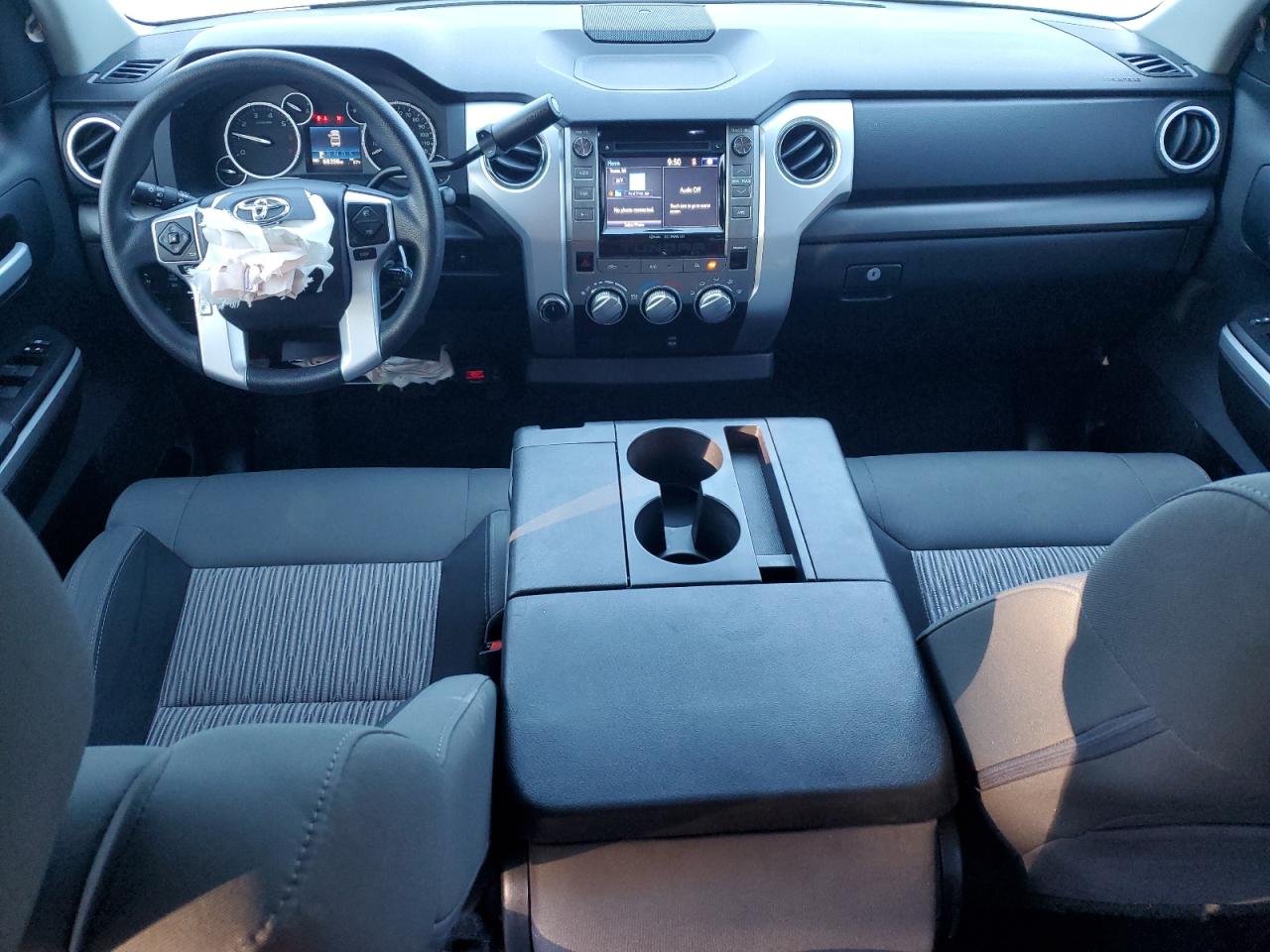 2015 Toyota Tundra - Image 8
