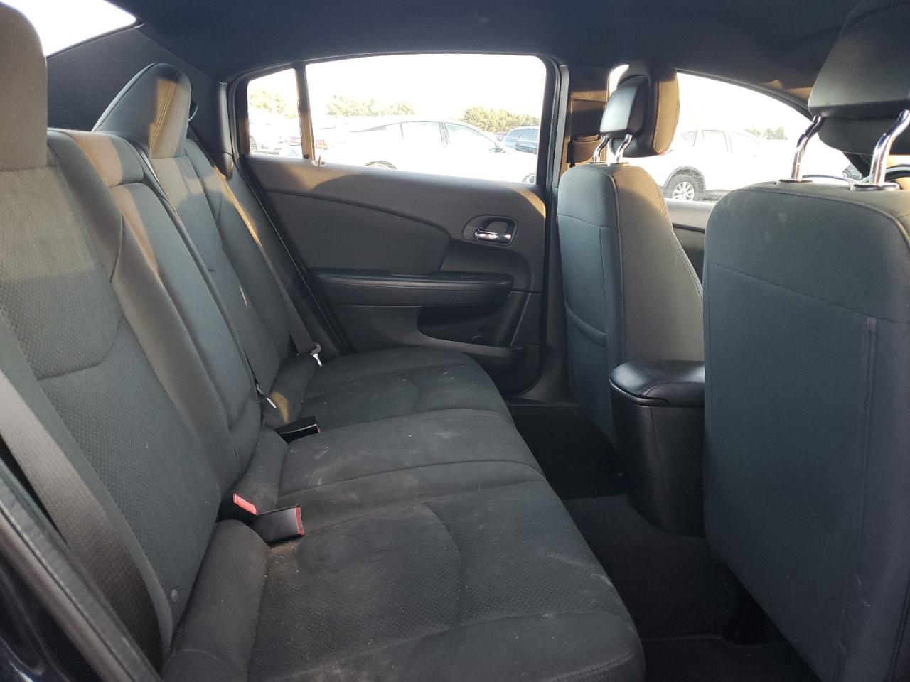2012 Chrysler 200 - Image 10