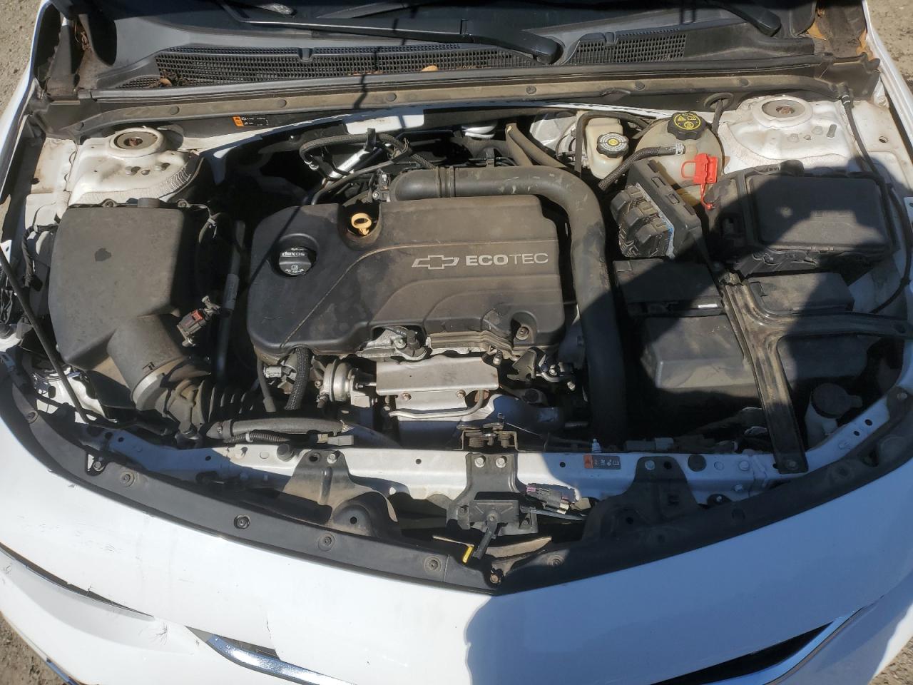 2016 Chevrolet Malibu - Image 11