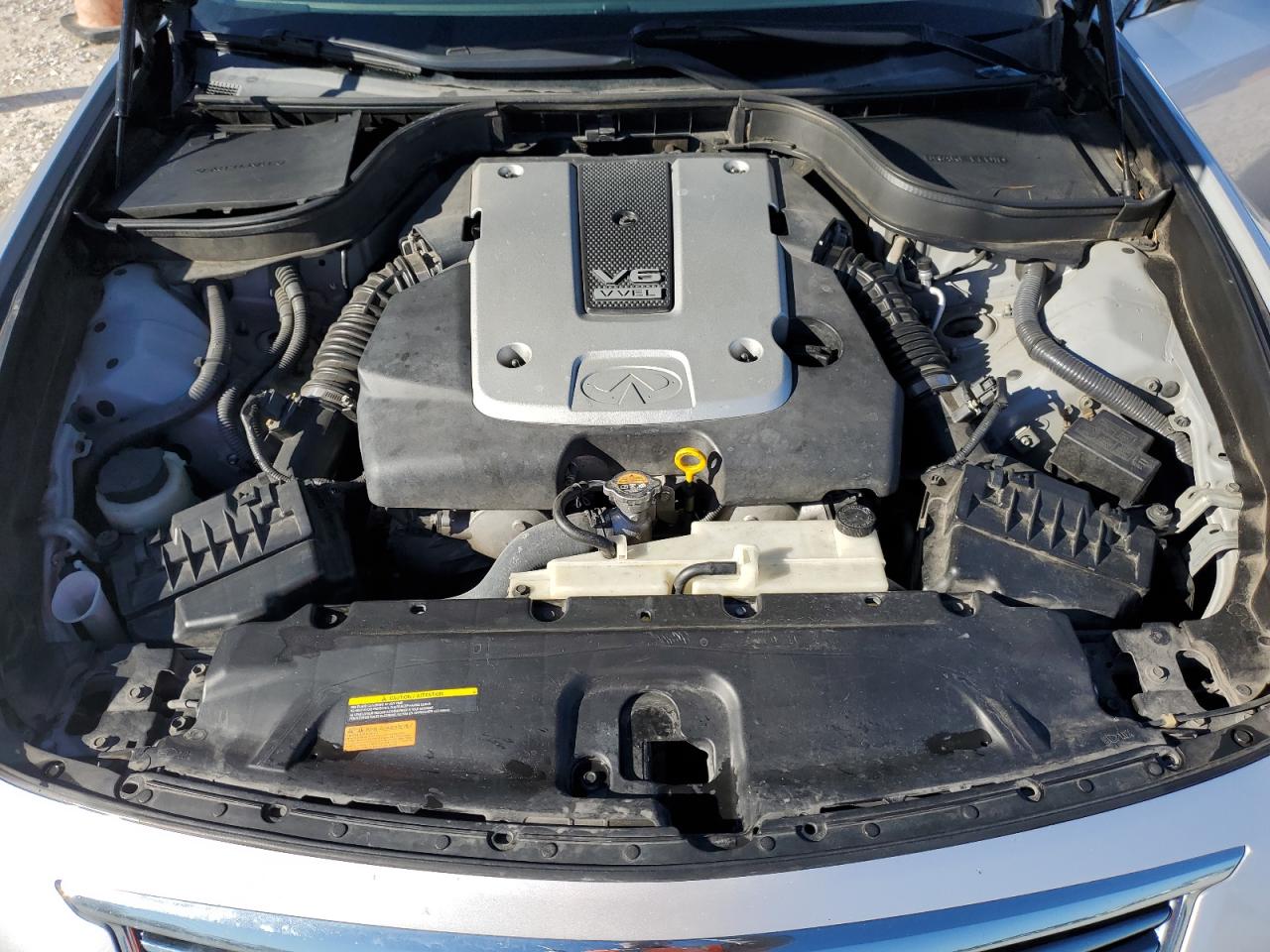 2013 Infiniti G - Image 11