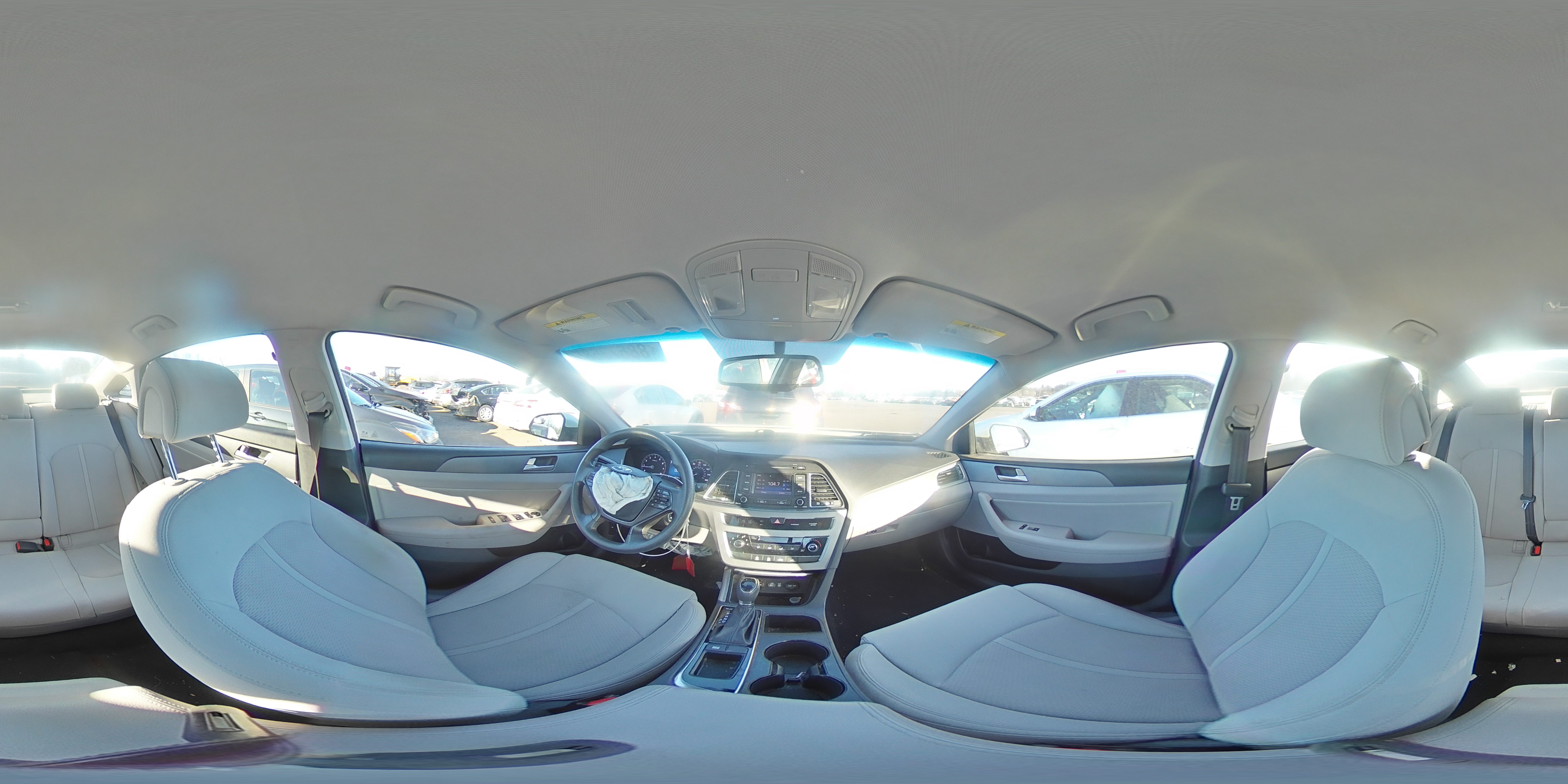 2015 Hyundai Sonata - Image 14