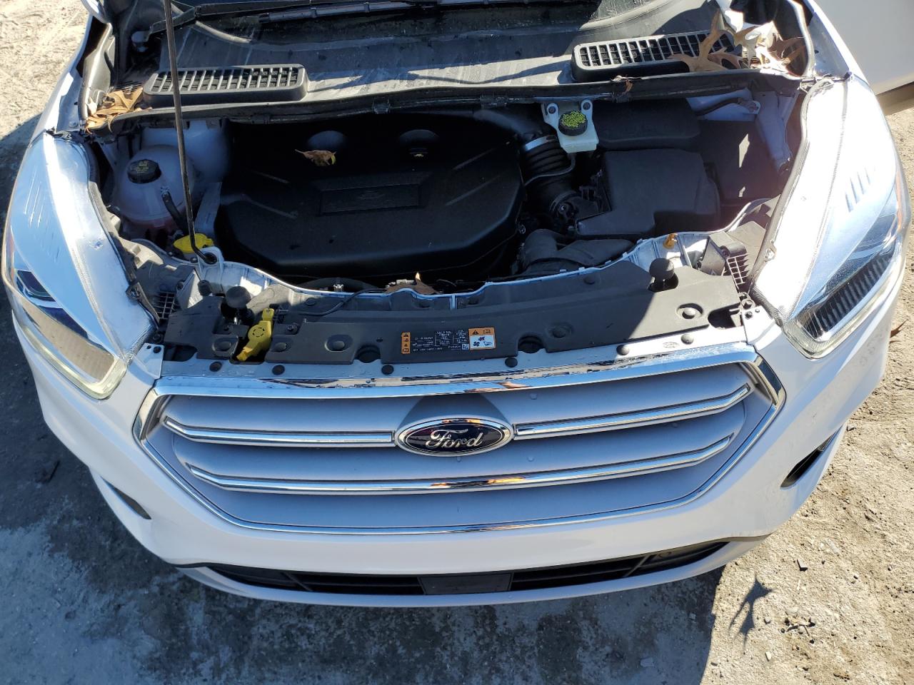 2019 Ford Escape - Image 12