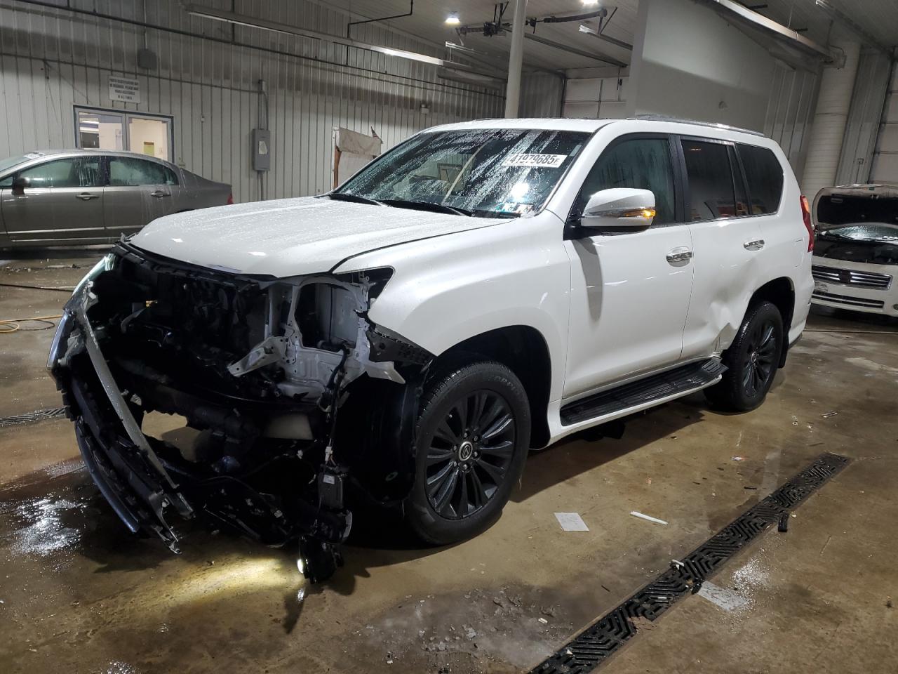 2022 Lexus Gx 460 Luxury VIN: JTJGM7BX4N5310455 Lot: 41979685