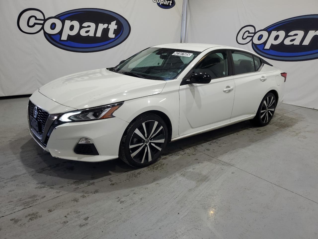 2021 Nissan Altima - Image 1