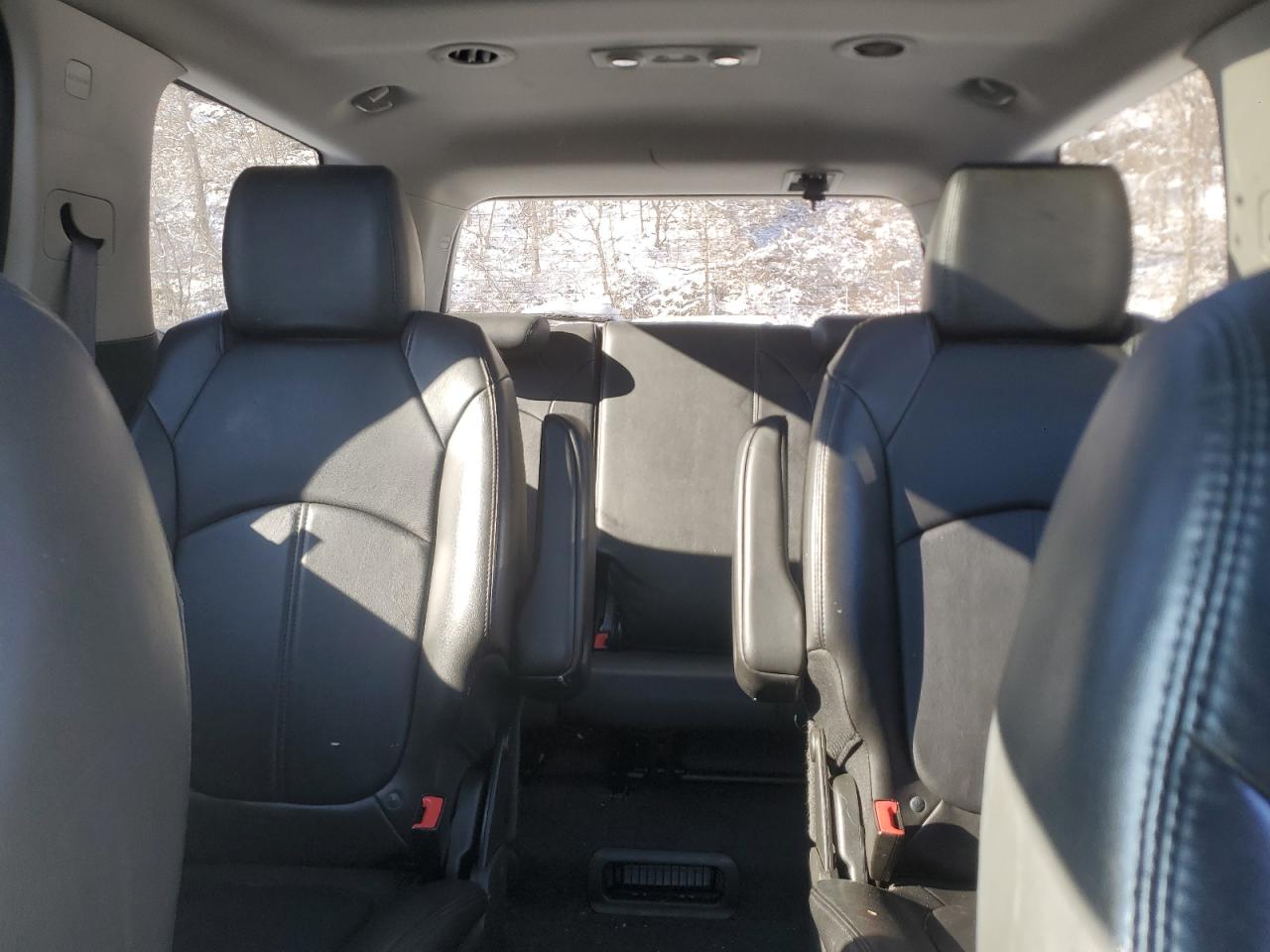2012 GMC Acadia - Image 10
