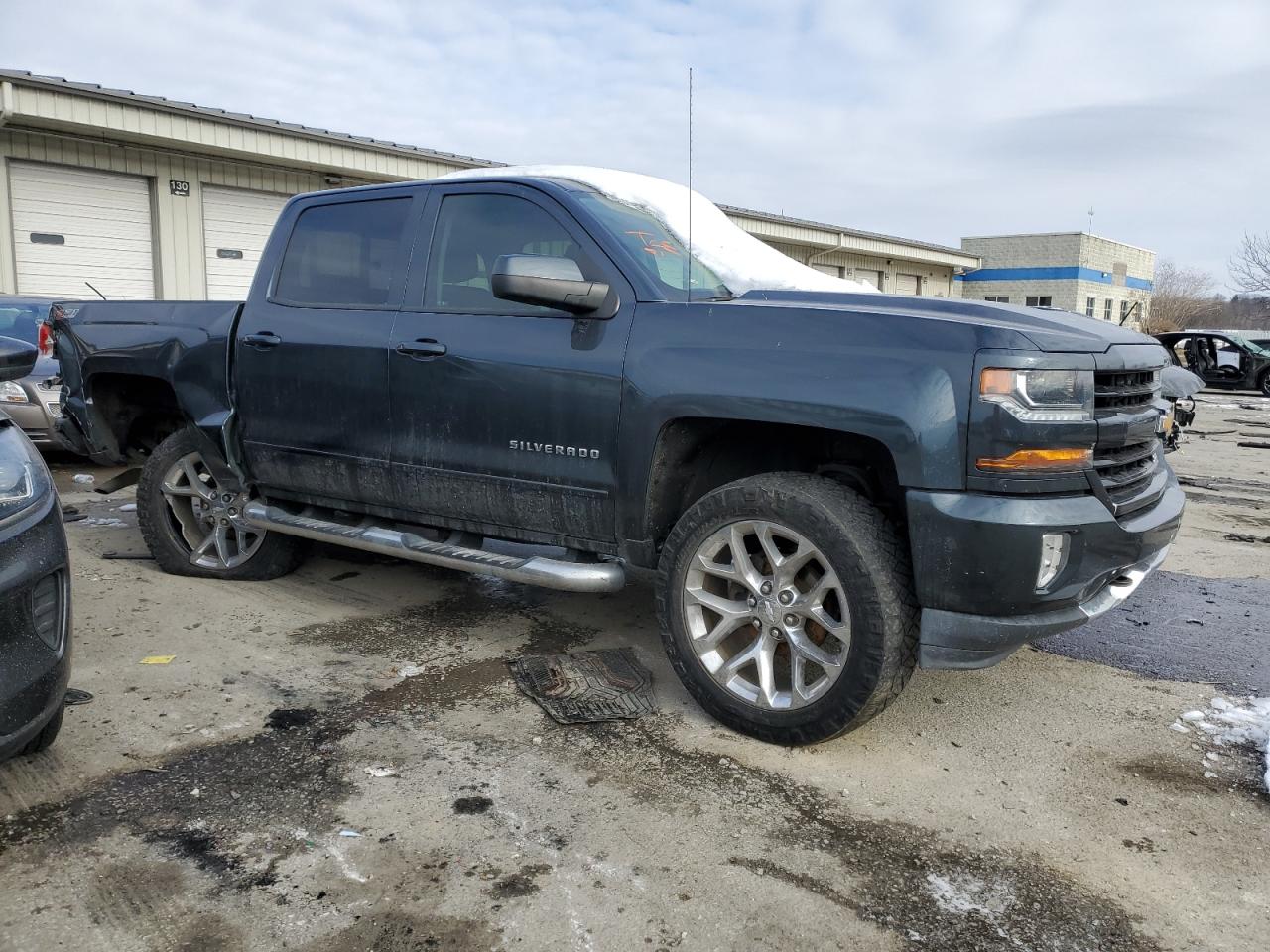 2017 Chevrolet Silverado - Image 4