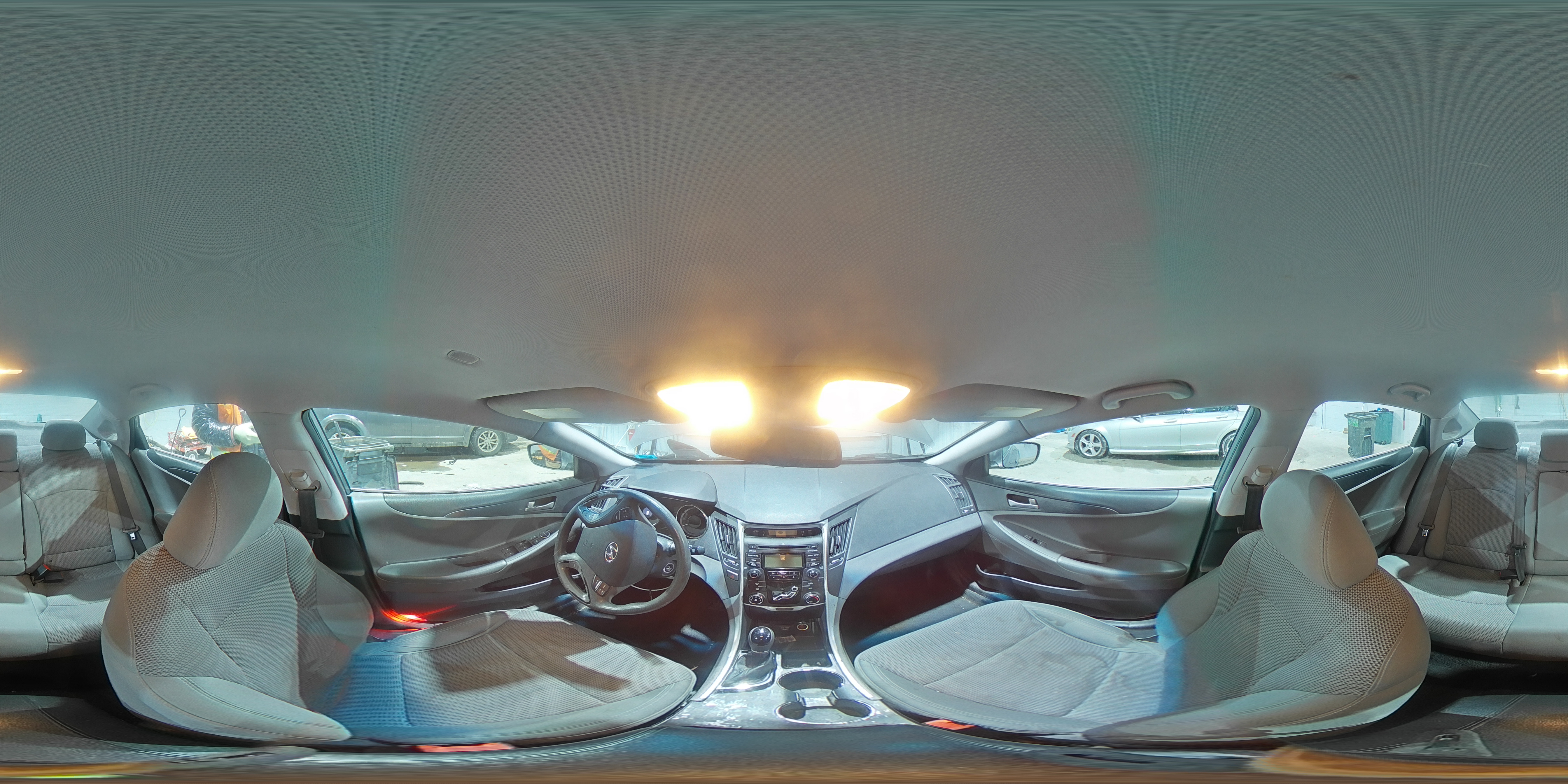 2013 Hyundai Sonata - Image 14