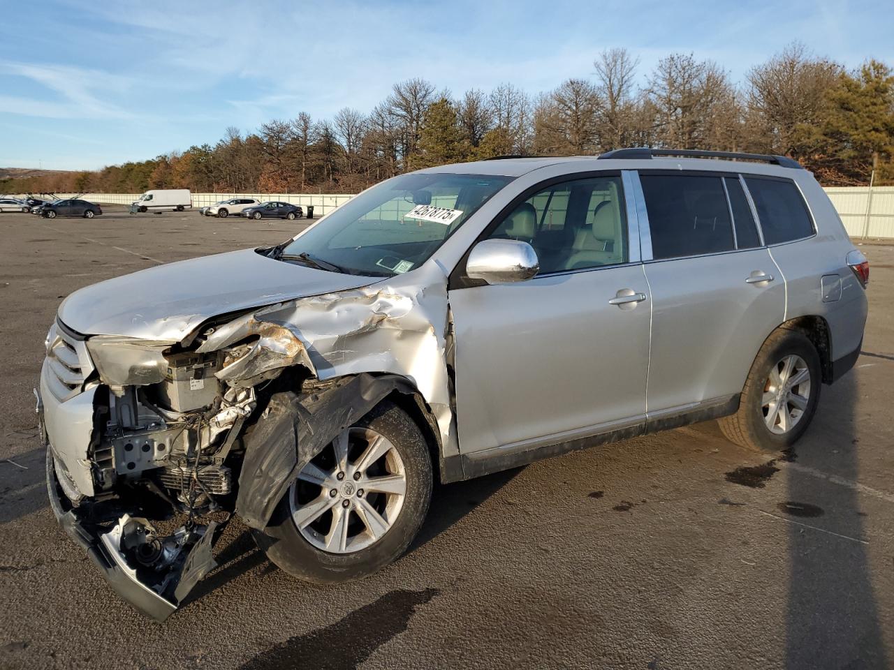2013 Toyota Highlander - Image 1