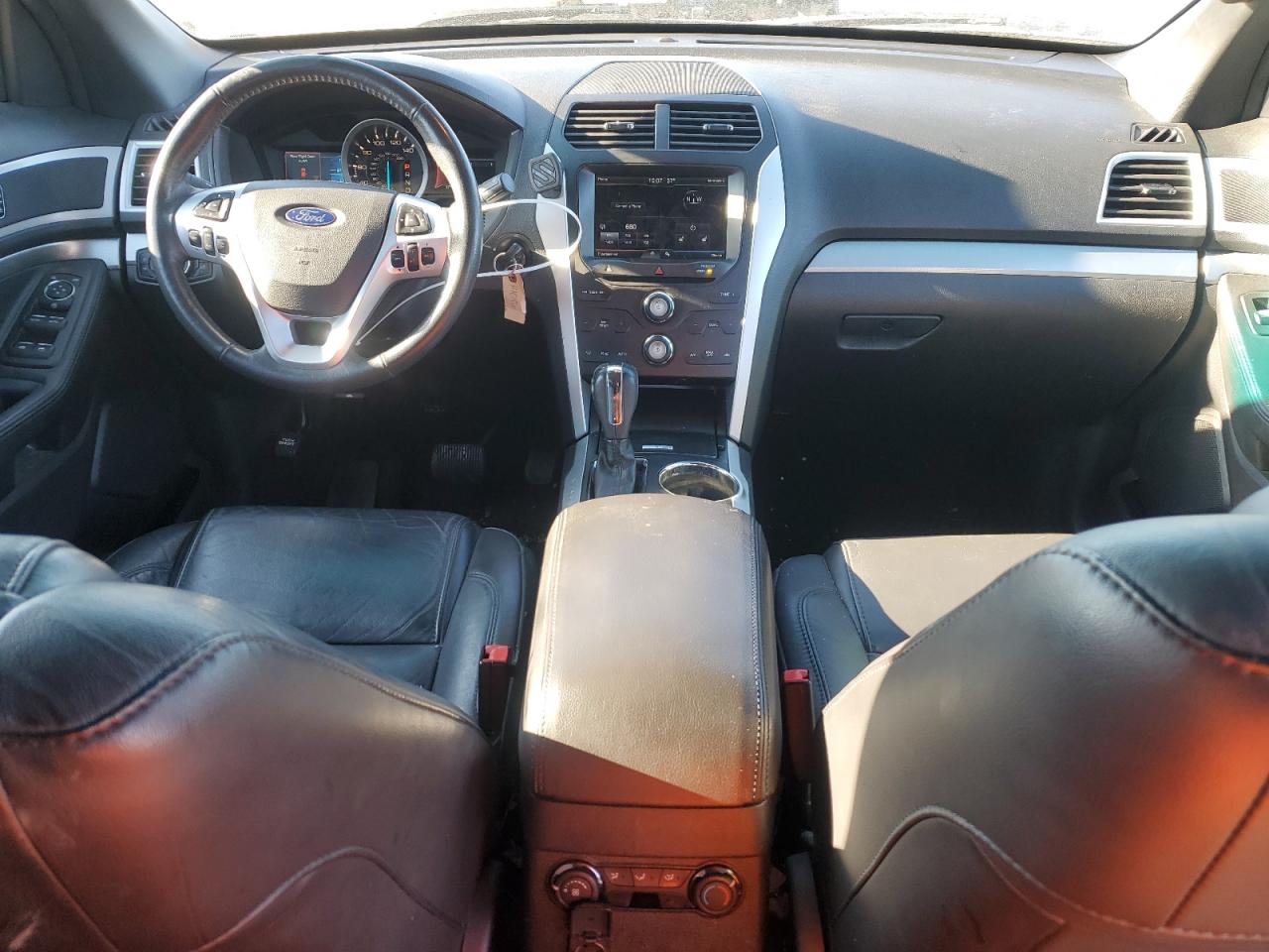 2014 Ford Explorer - Image 8