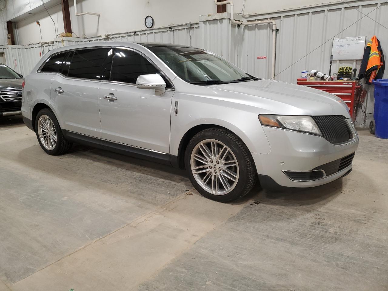 VIN 2LMHJ5AT0EBL54449 2014 LINCOLN MKT no.4