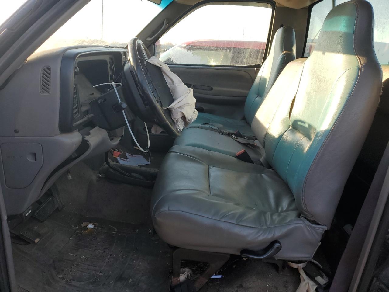 1996 Dodge RAM - Image 7