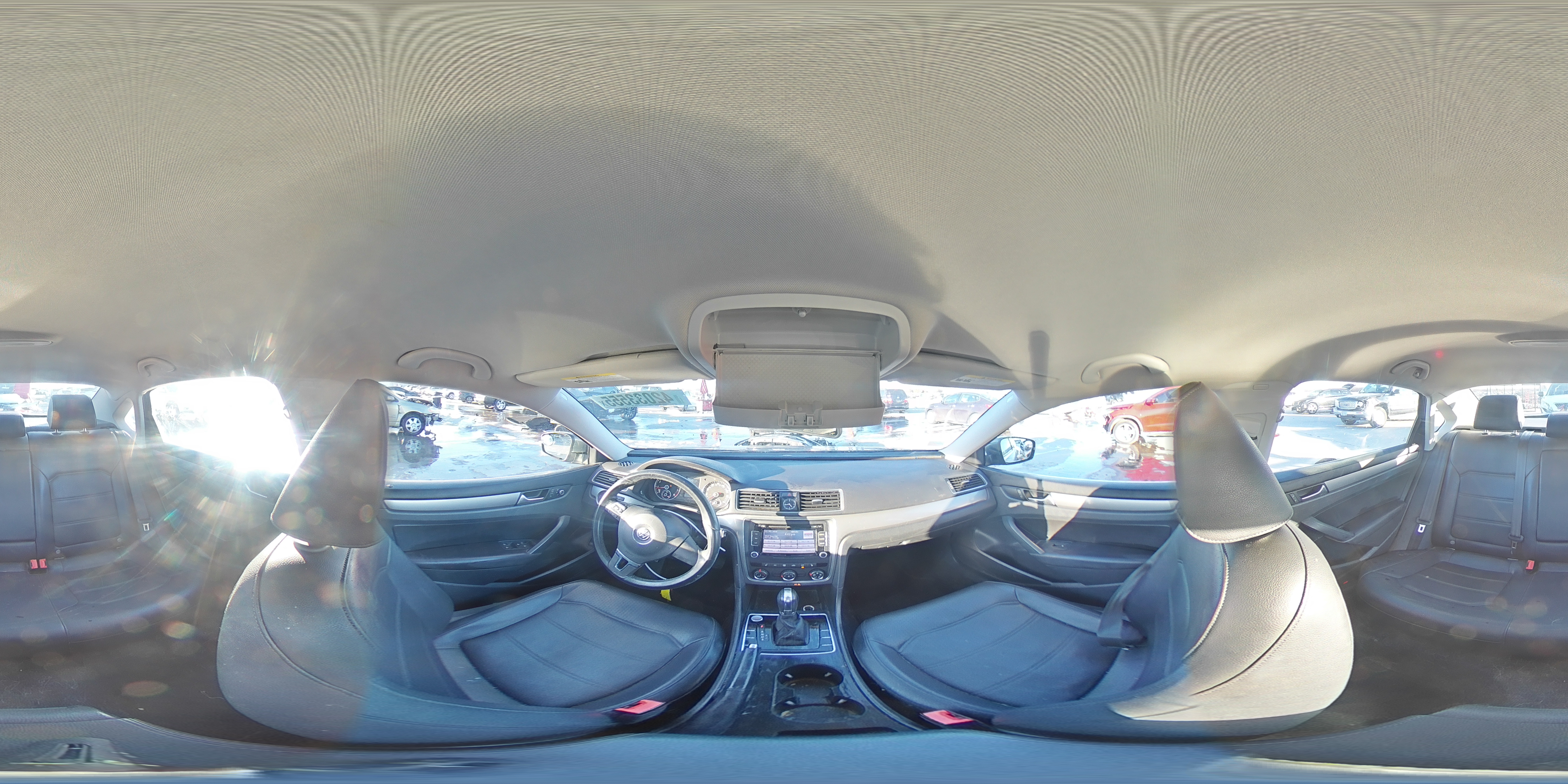 2015 Volkswagen Passat - Image 14