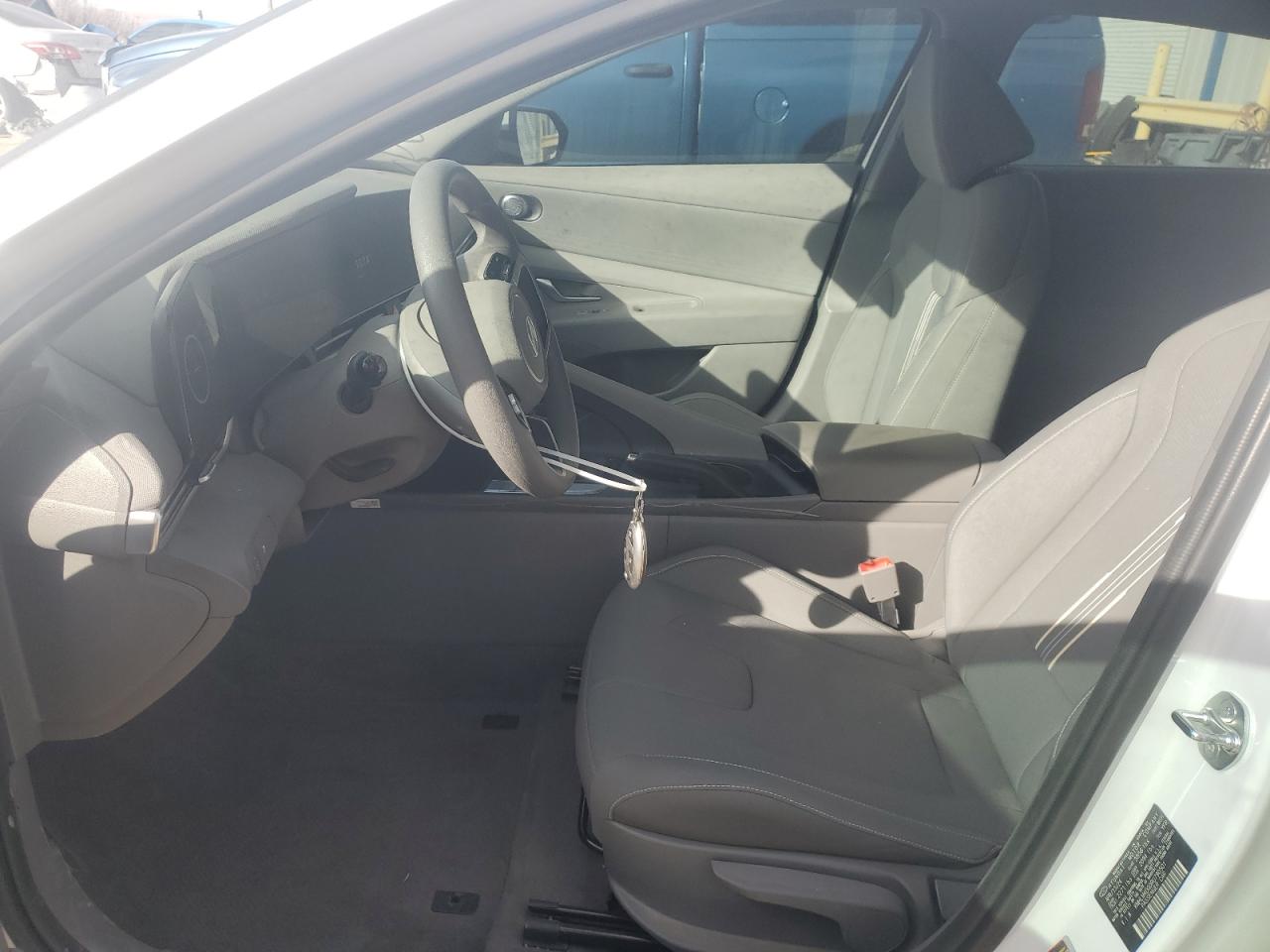 2024 Hyundai Elantra - Image 7