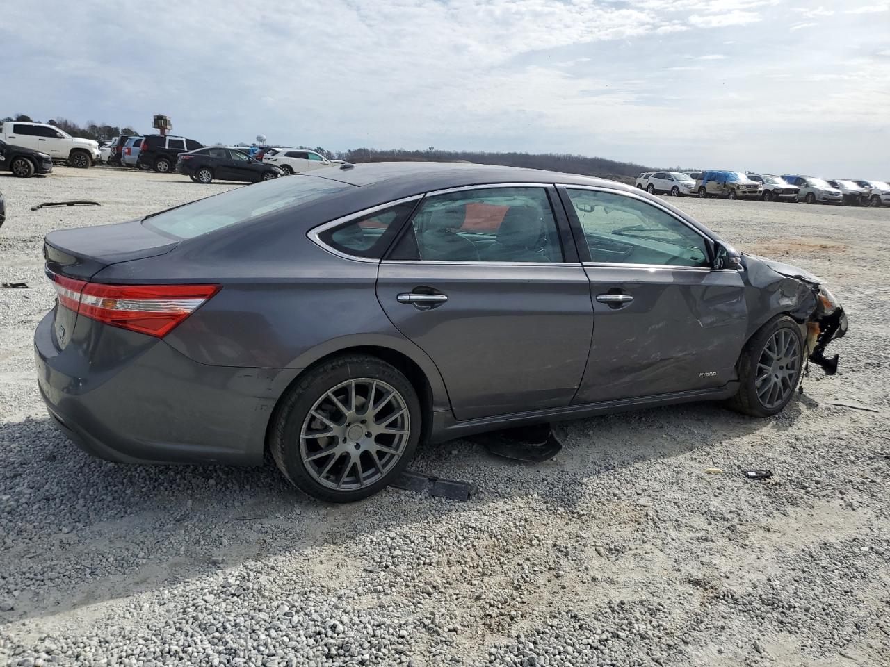 2014 Toyota Avalon - Image 3