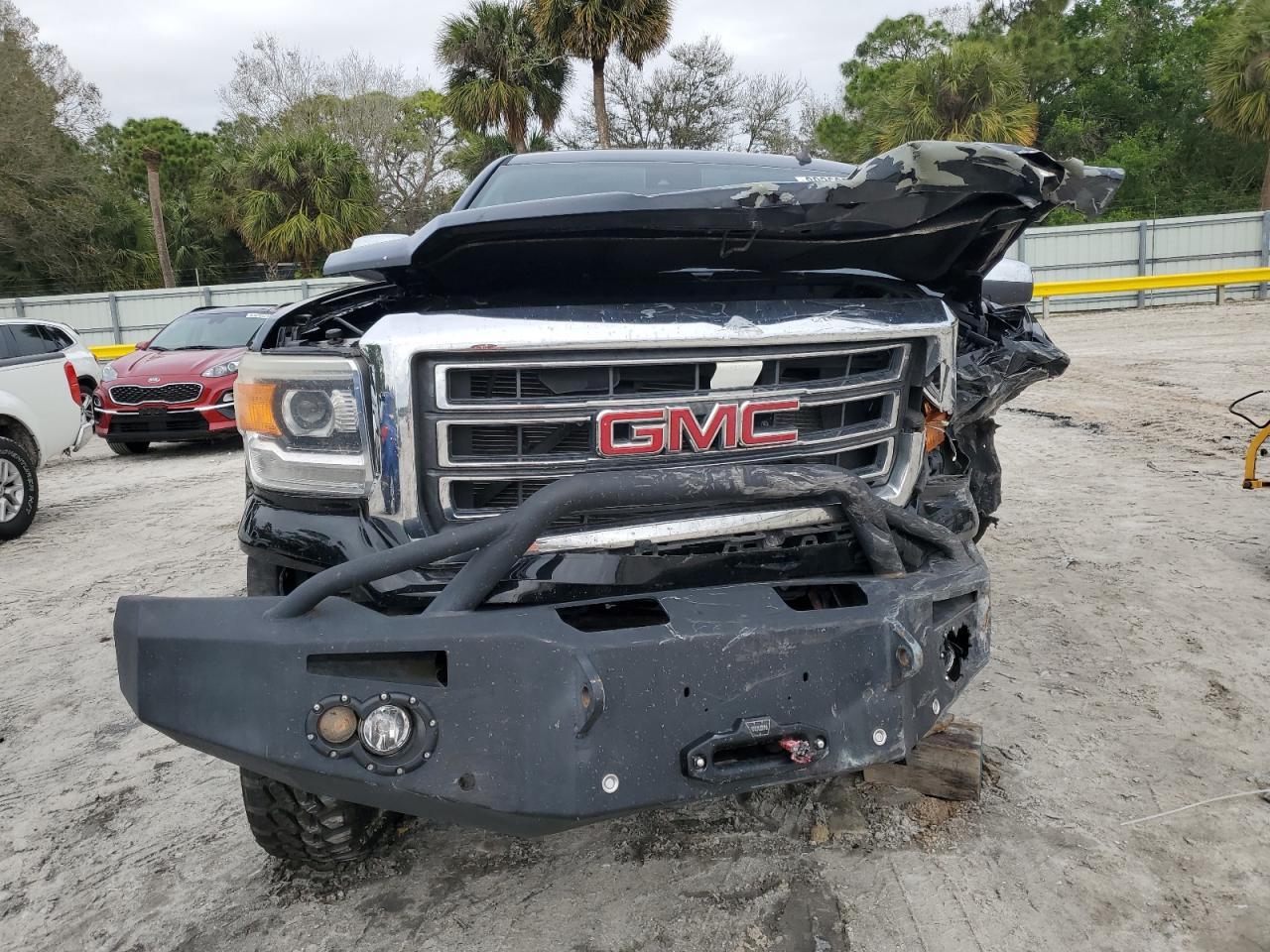 2014 GMC Sierra - Image 5
