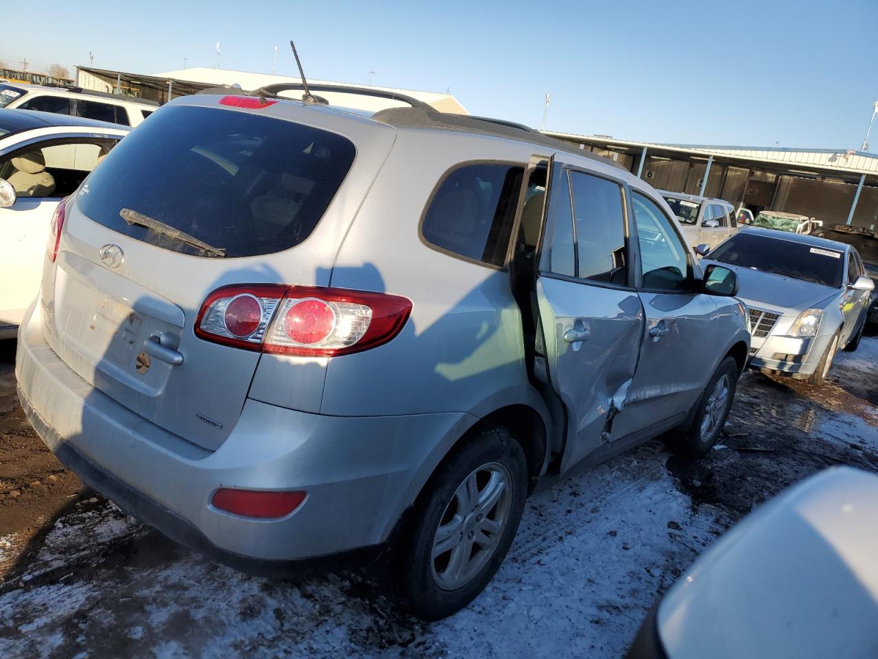 2012 Hyundai Santa Fe - Image 3