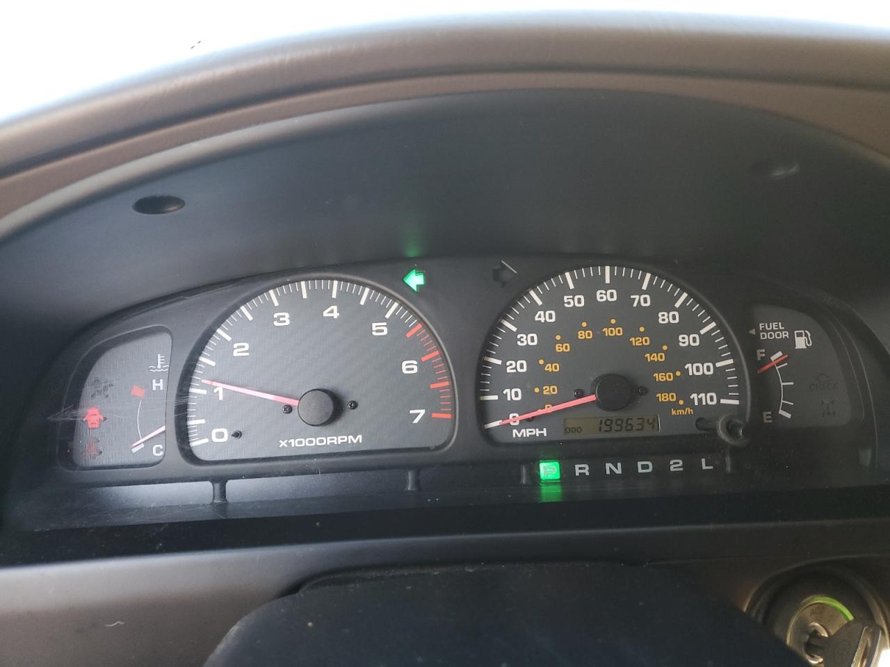2000 Toyota 4Runner - Image 9