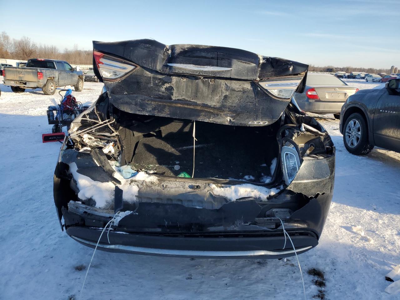 2016 Chrysler 200 - Image 6