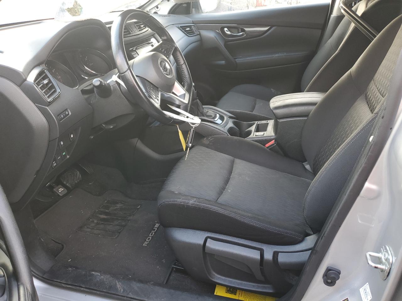 2020 Nissan Rogue - Image 7