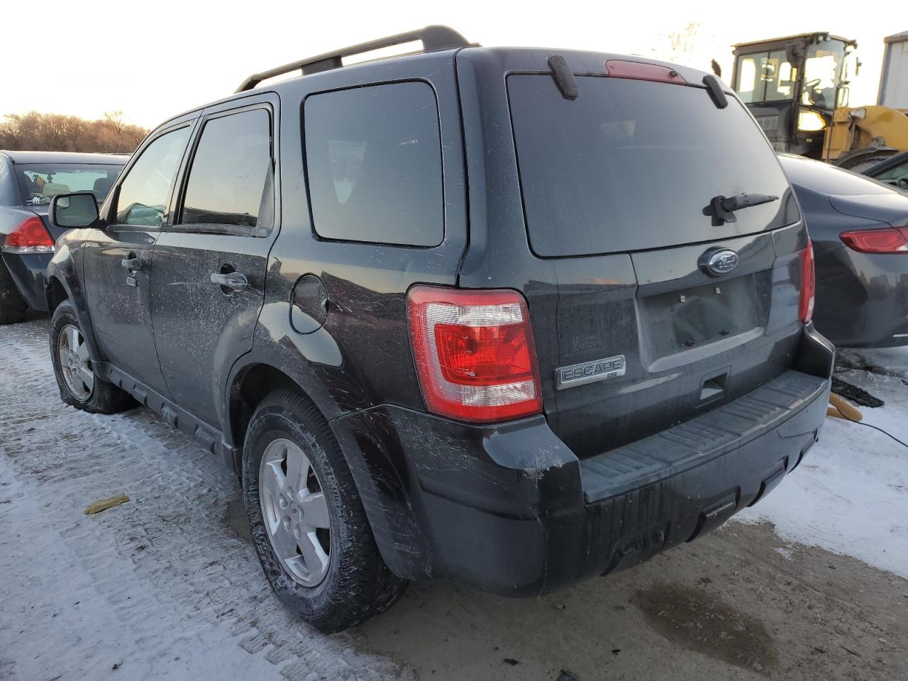 2009 Ford Escape - Image 2
