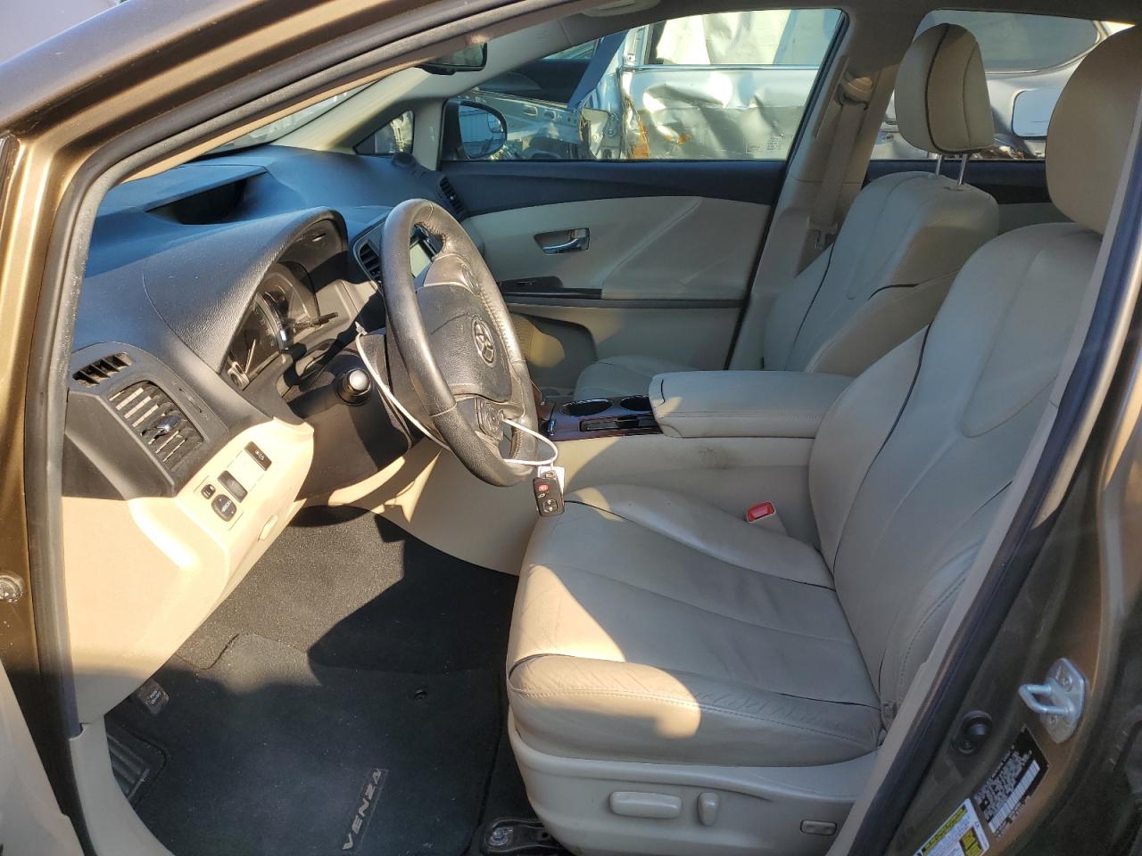 2013 Toyota Venza - Image 7