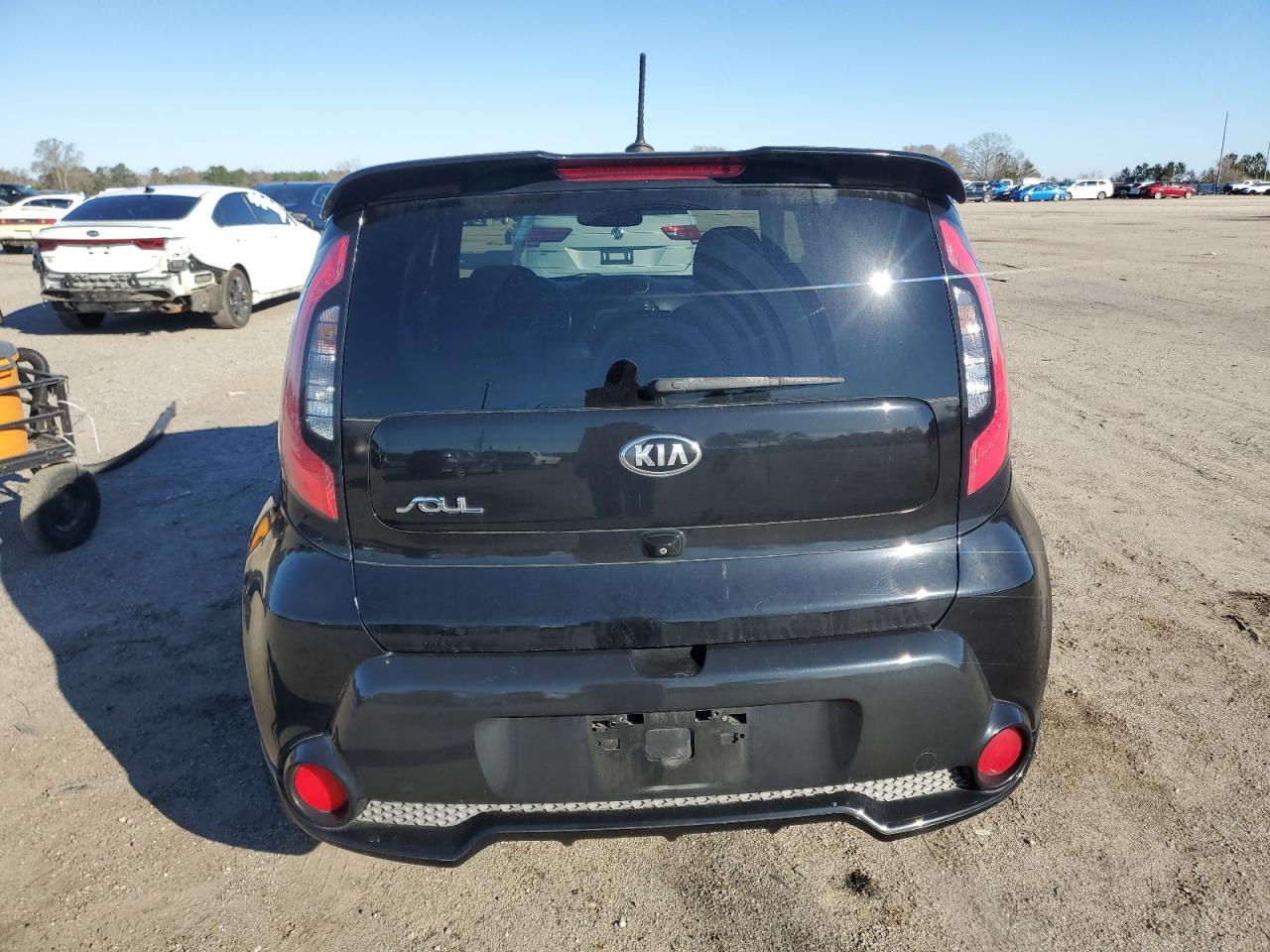 VIN KNDJP3A57G7346317 2016 KIA SOUL no.6