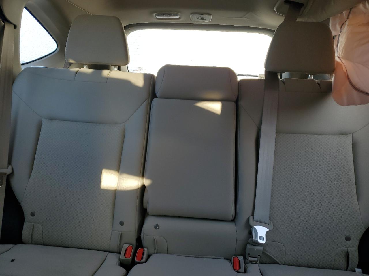 2016 Honda CR-V - Image 10