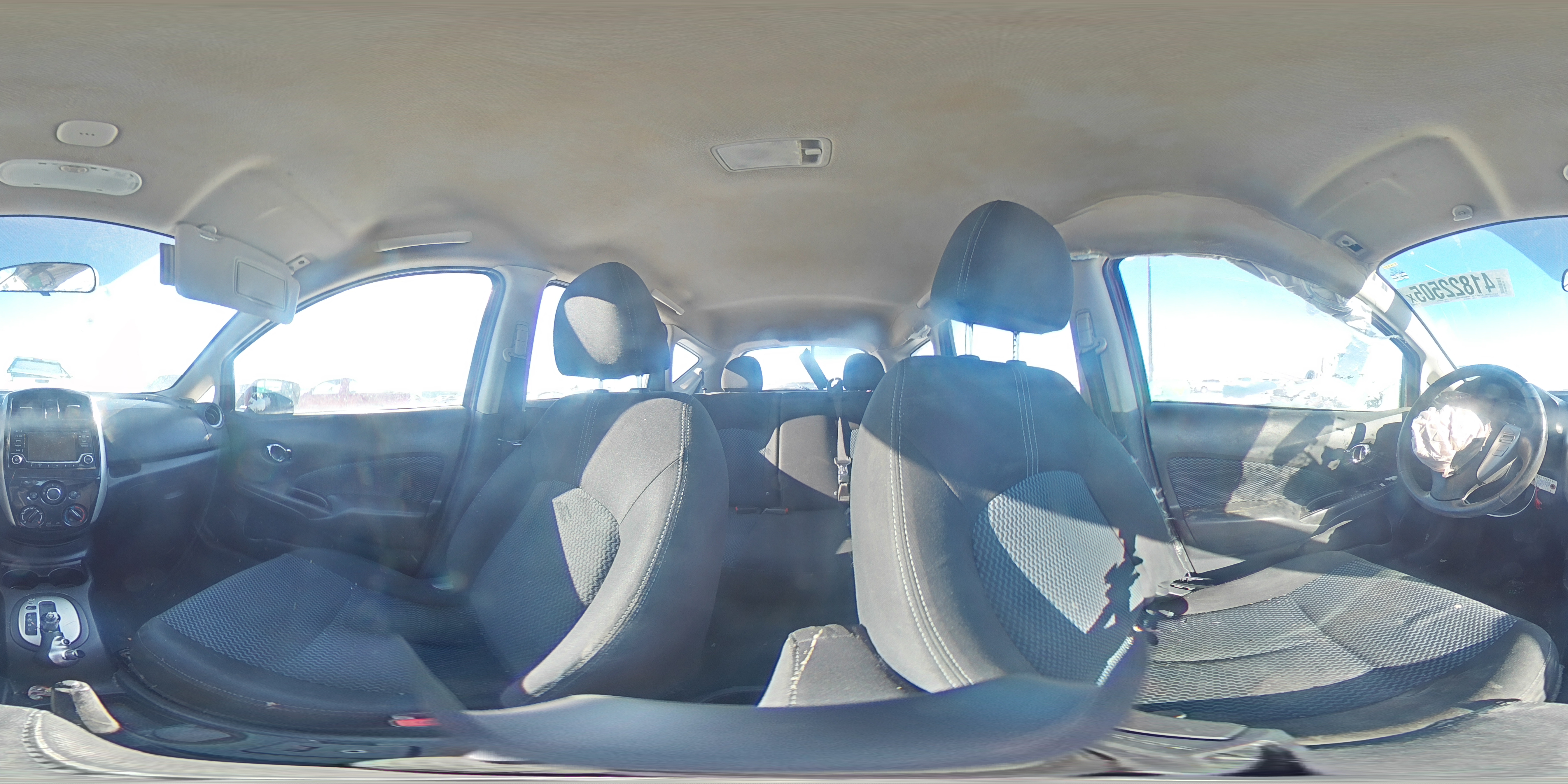 2016 Nissan Versa - Image 13
