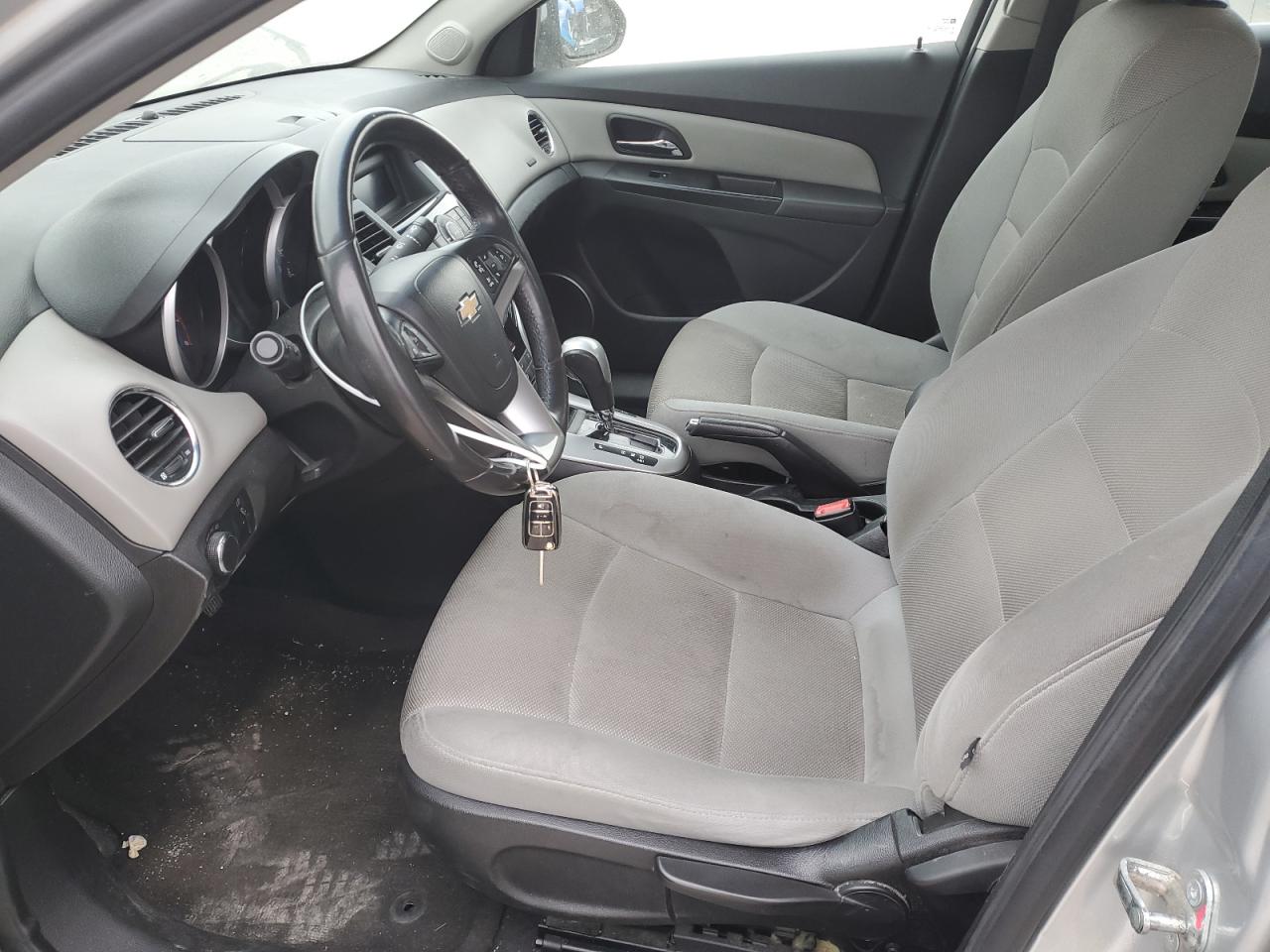 2012 Chevrolet Cruze - Image 7
