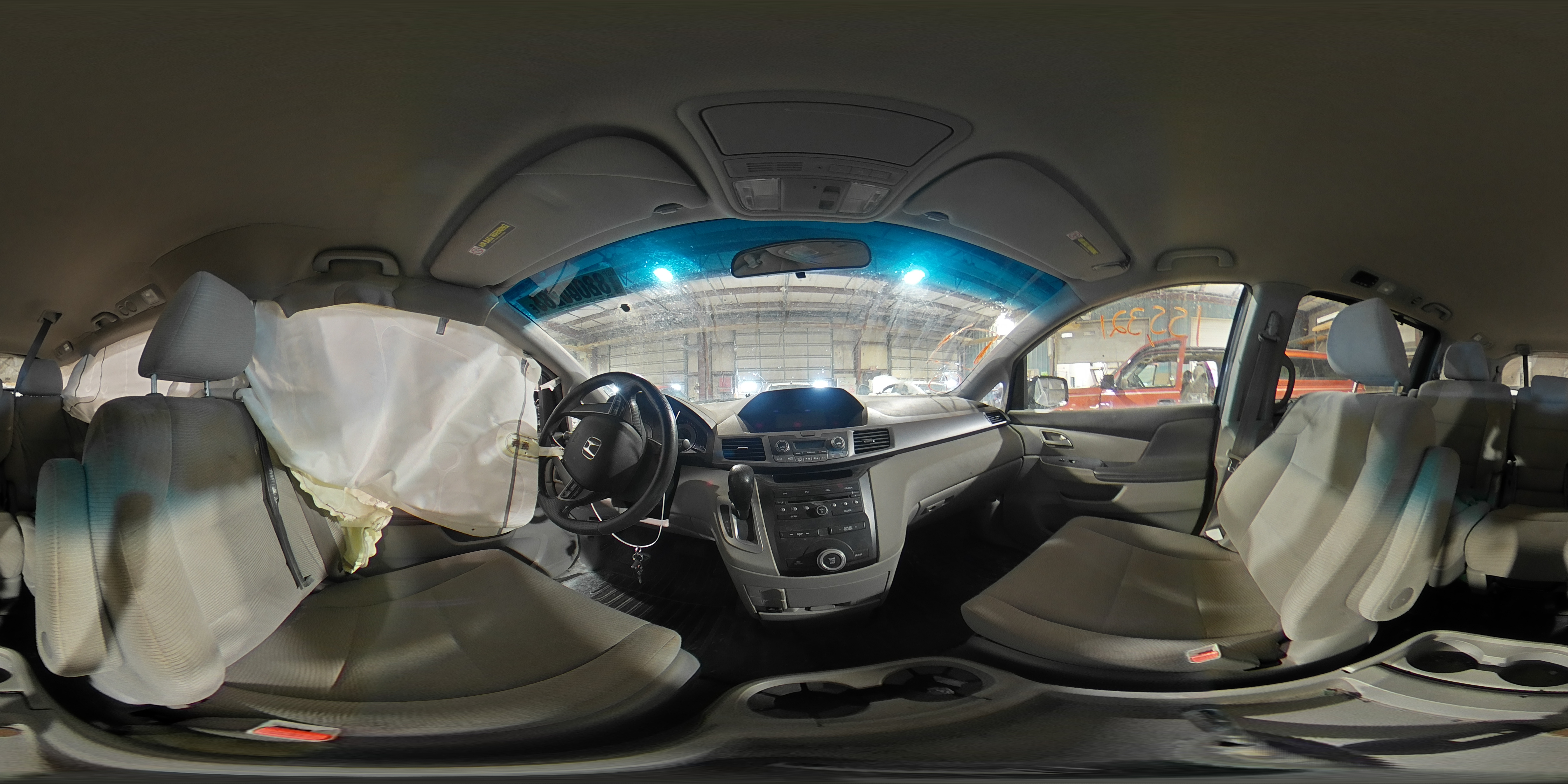 2011 Honda Odyssey - Image 14