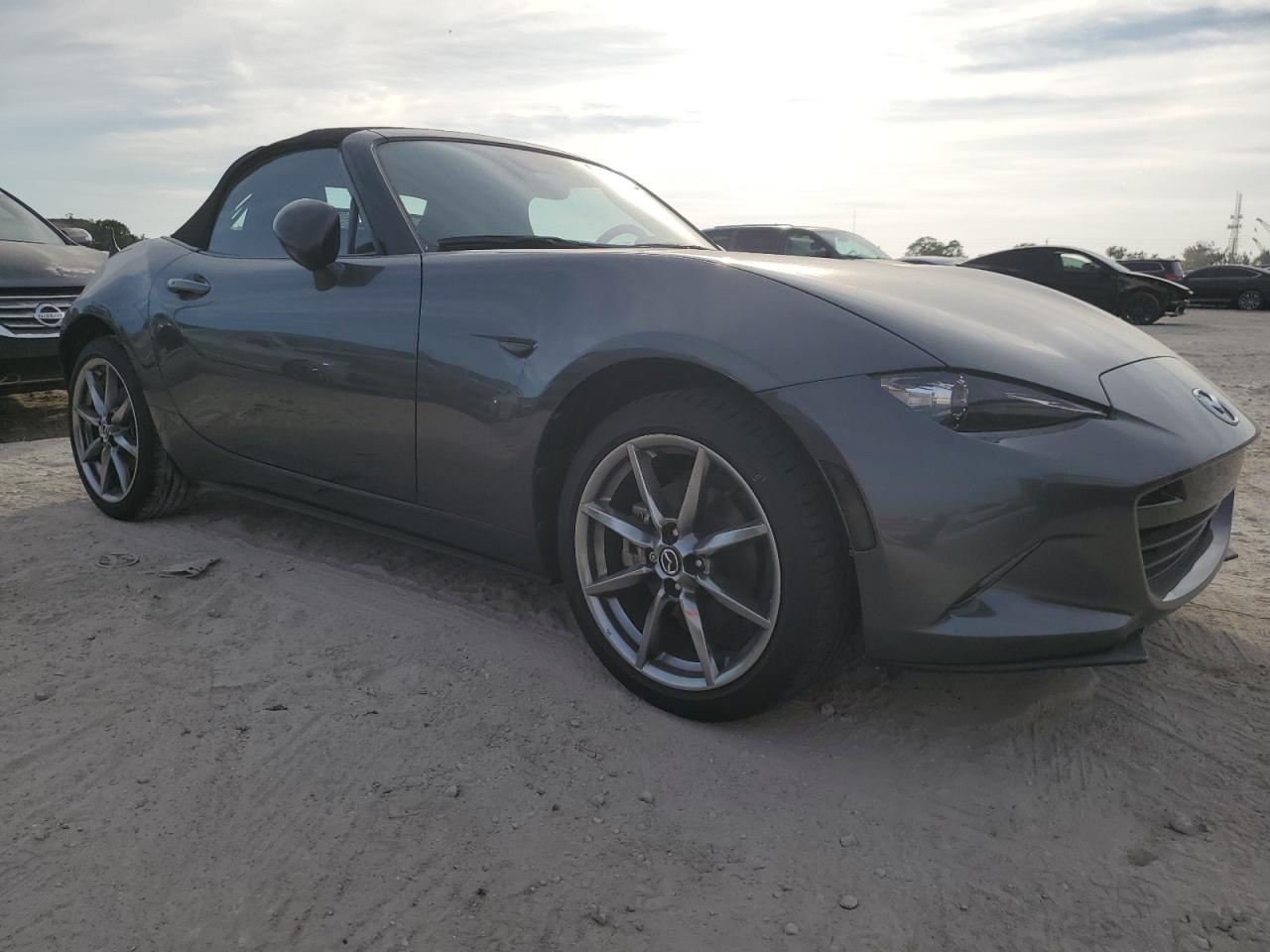 2022 Mazda MX-5 - Image 4
