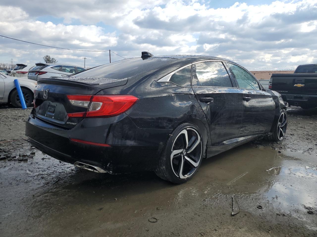 2022 Honda Accord - Image 3