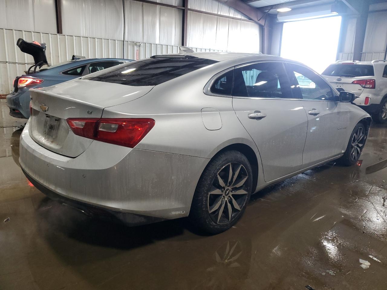 2016 Chevrolet Malibu - Image 3