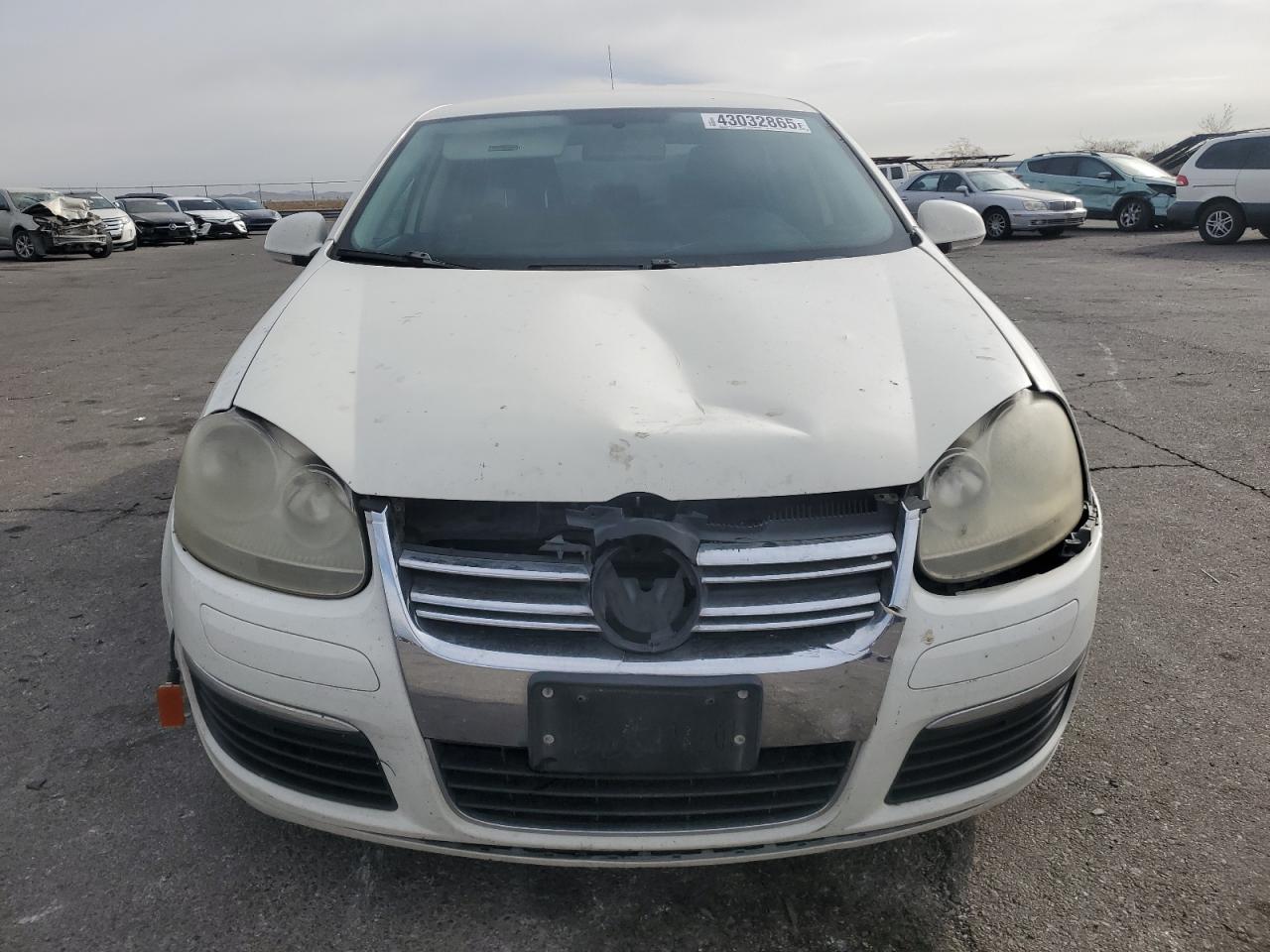 2007 Volkswagen Jetta - Image 5
