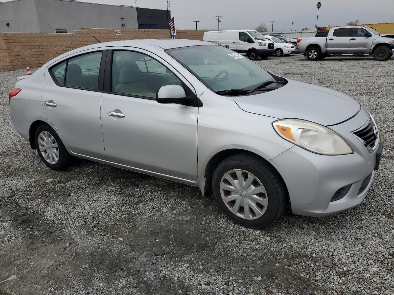2013 Nissan Versa - Image 4