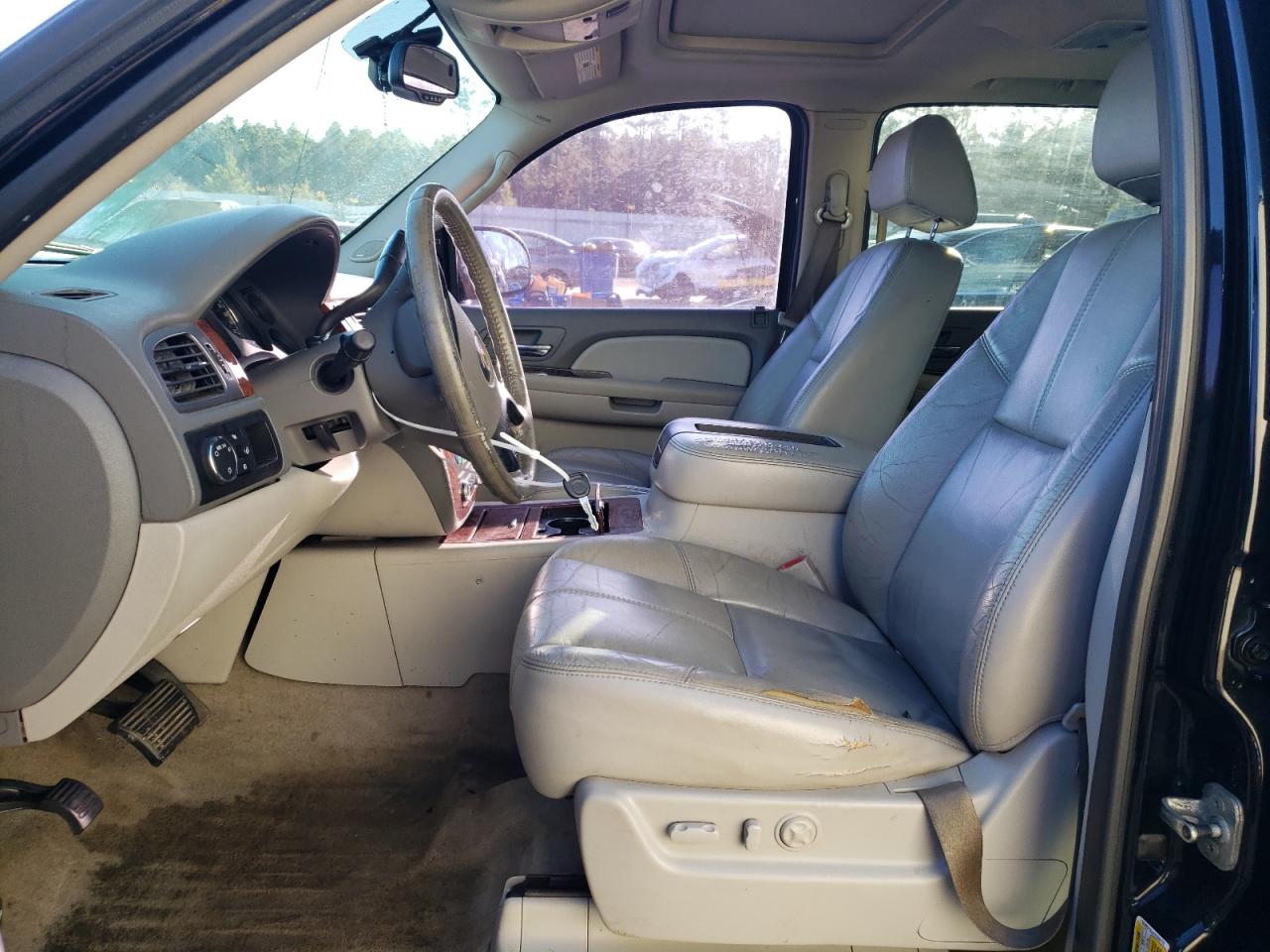 2007 Chevrolet Avalanche - Image 7