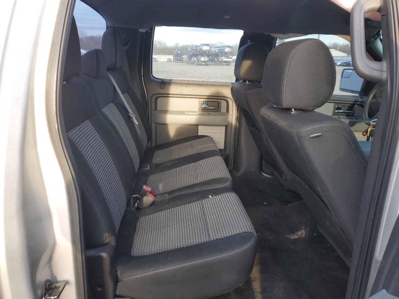 2014 Ford F-150 - Image 10