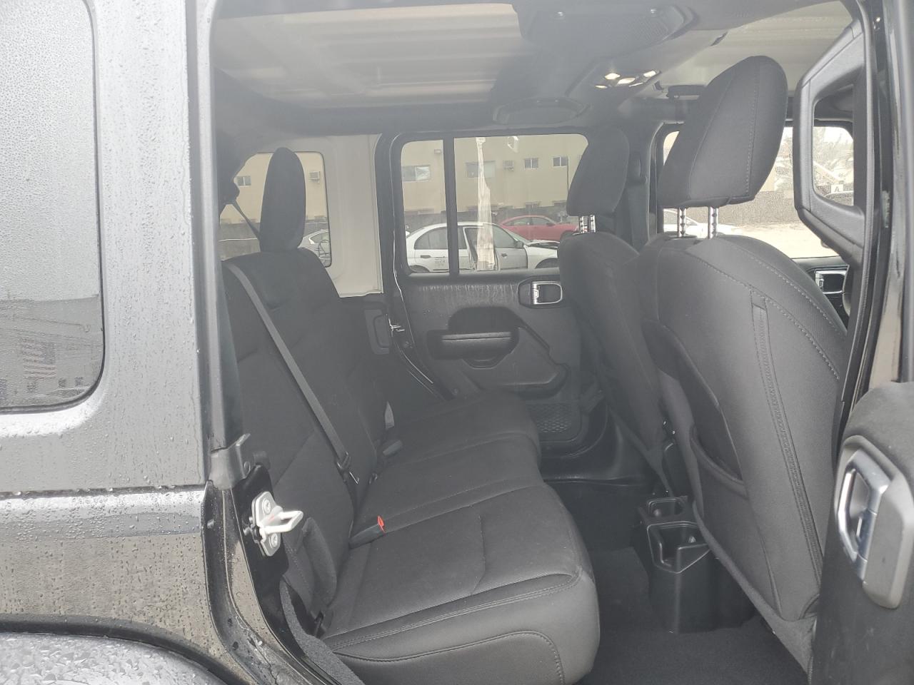 2019 Jeep Wrangler - Image 10