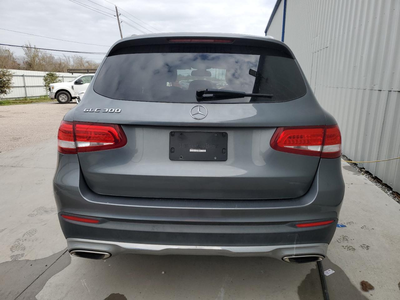 2017 Mercedes-Benz GLC - Image 6