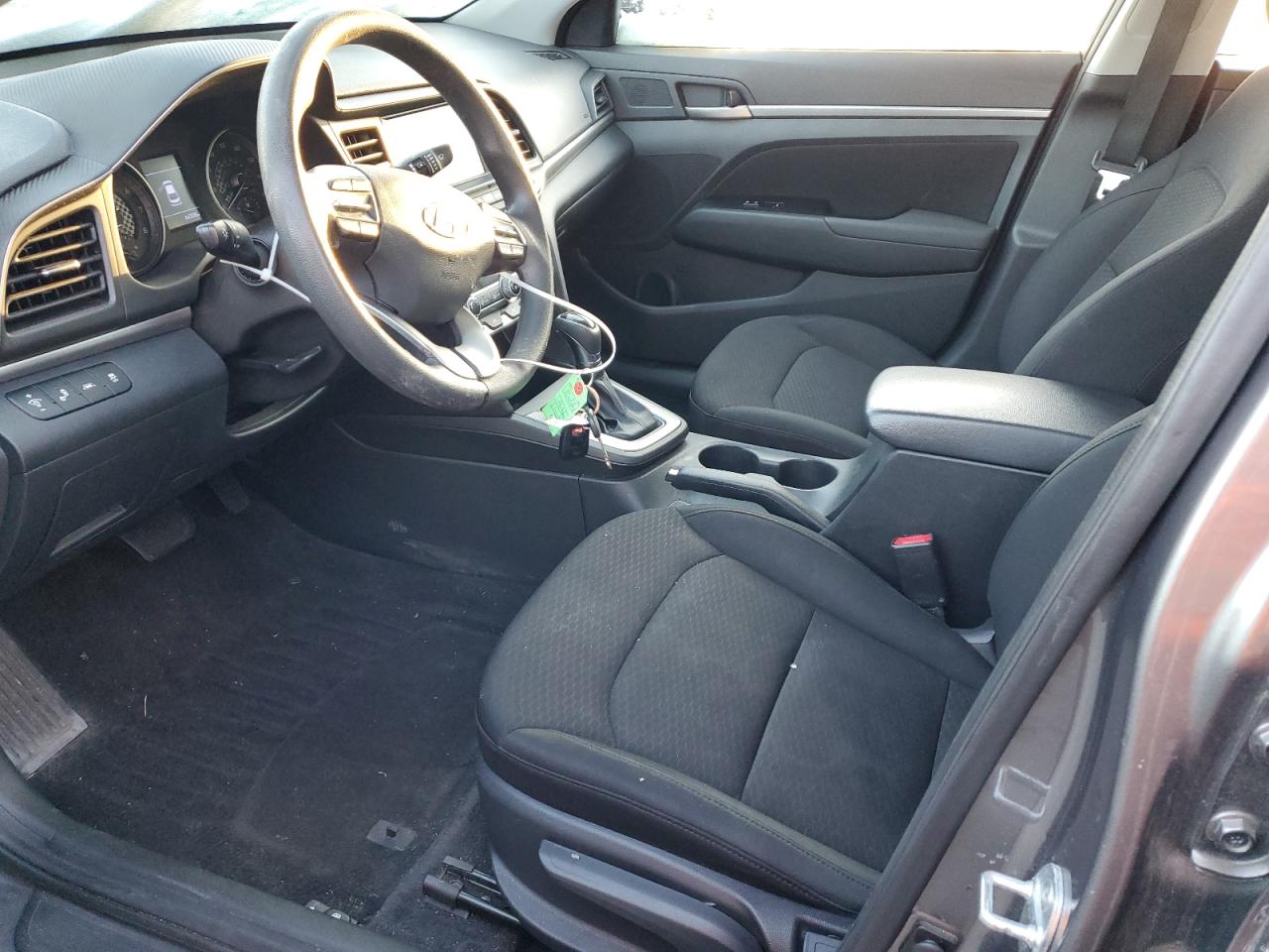 2020 Hyundai Elantra - Image 7