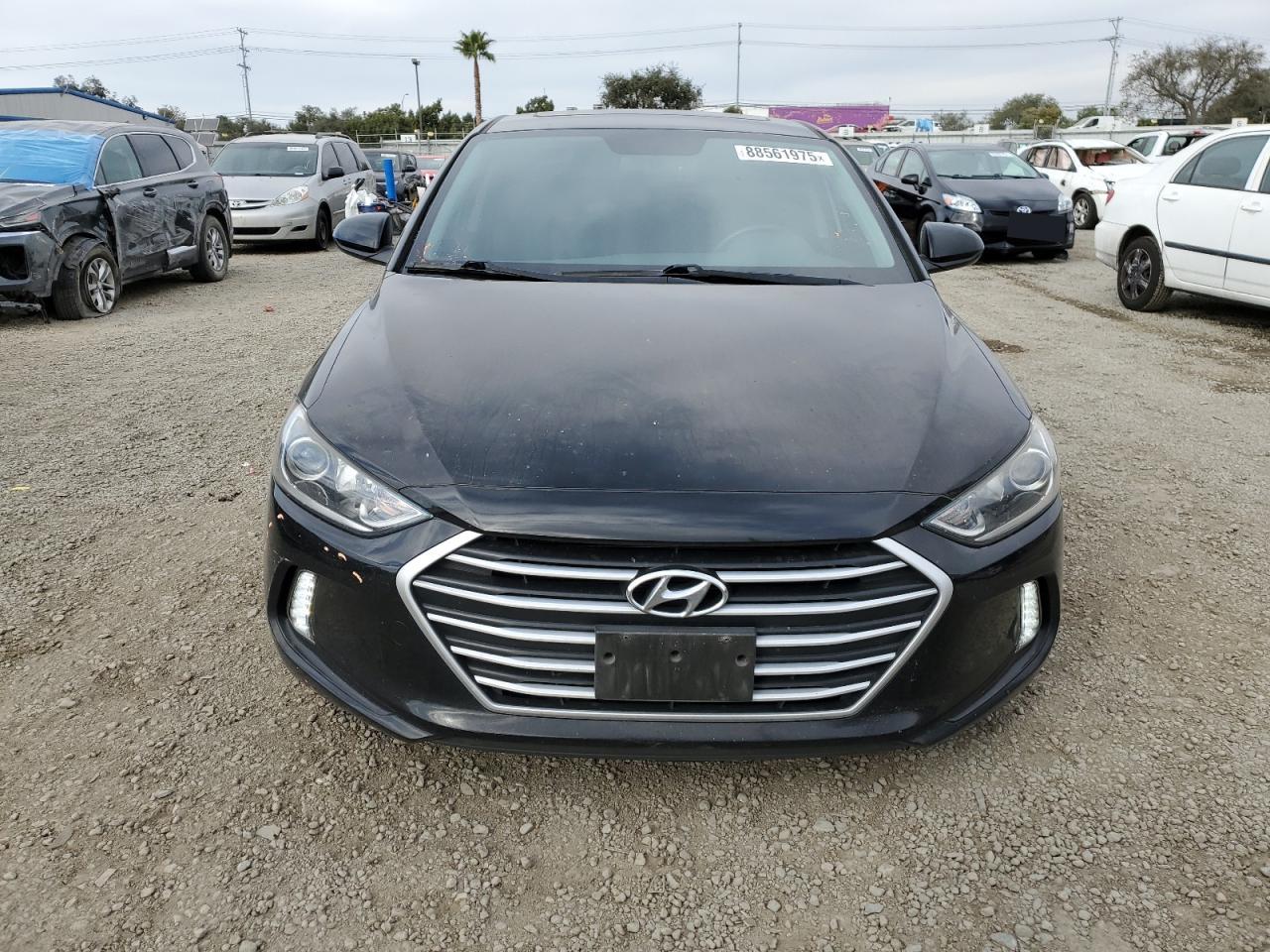 VIN KMHD84LFXHU247074 2017 HYUNDAI ELANTRA no.5