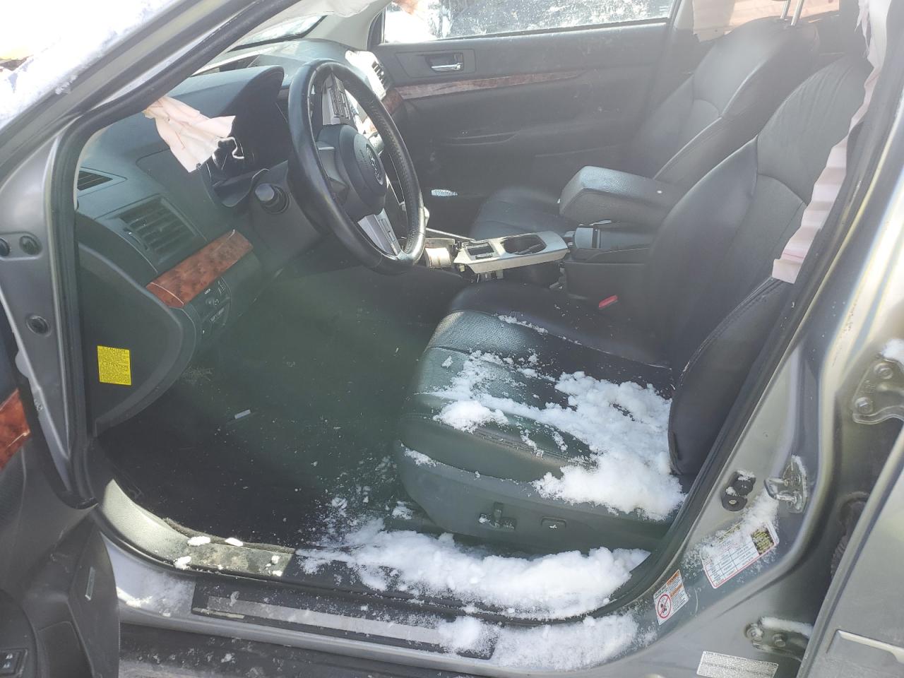 2011 Subaru Outback - Image 7