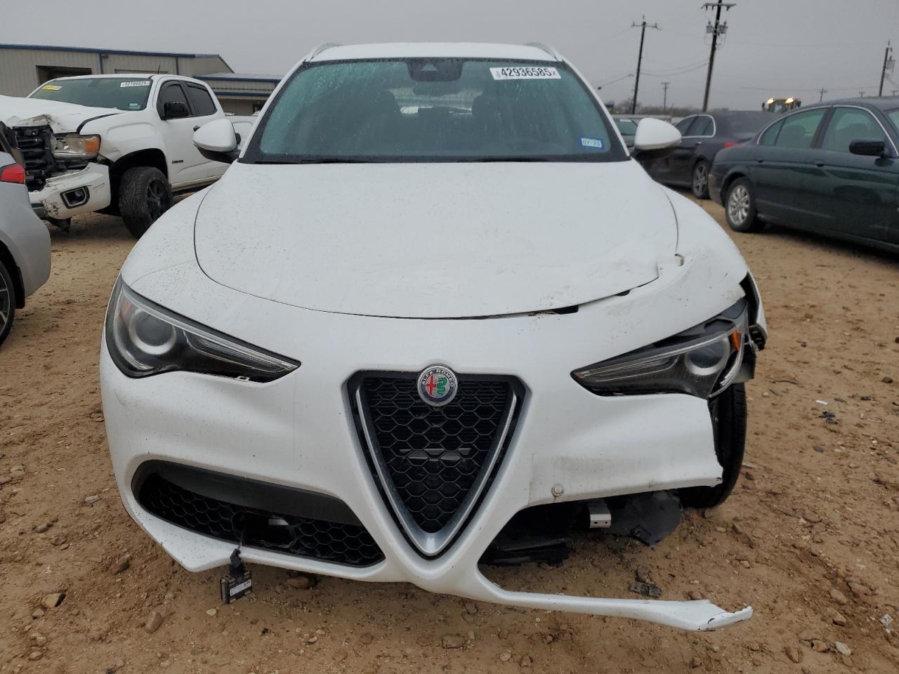 2020 Alfa Romeo Stelvio - Image 5