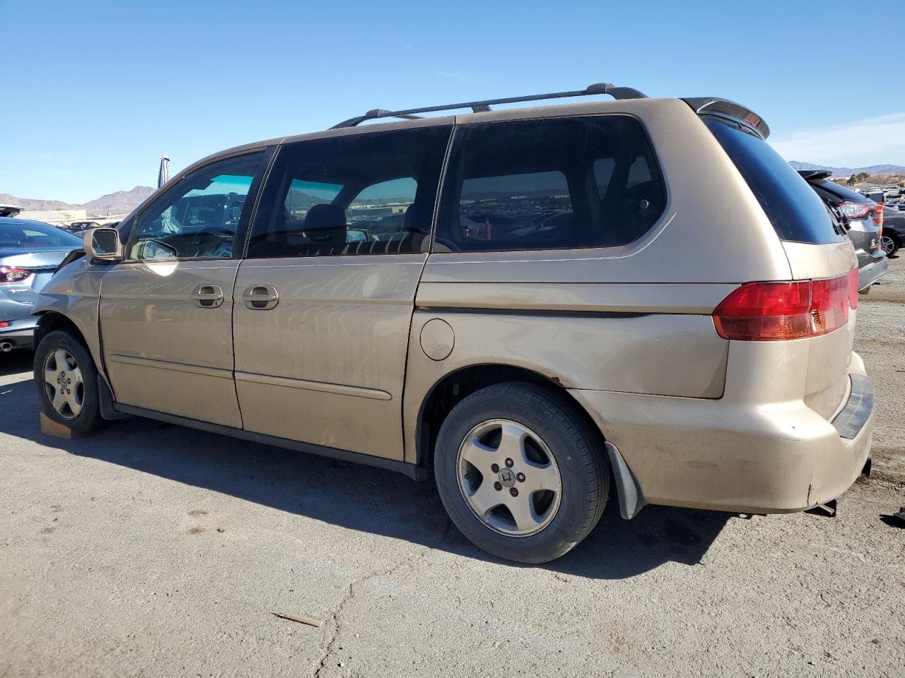2001 Honda Odyssey - Image 2