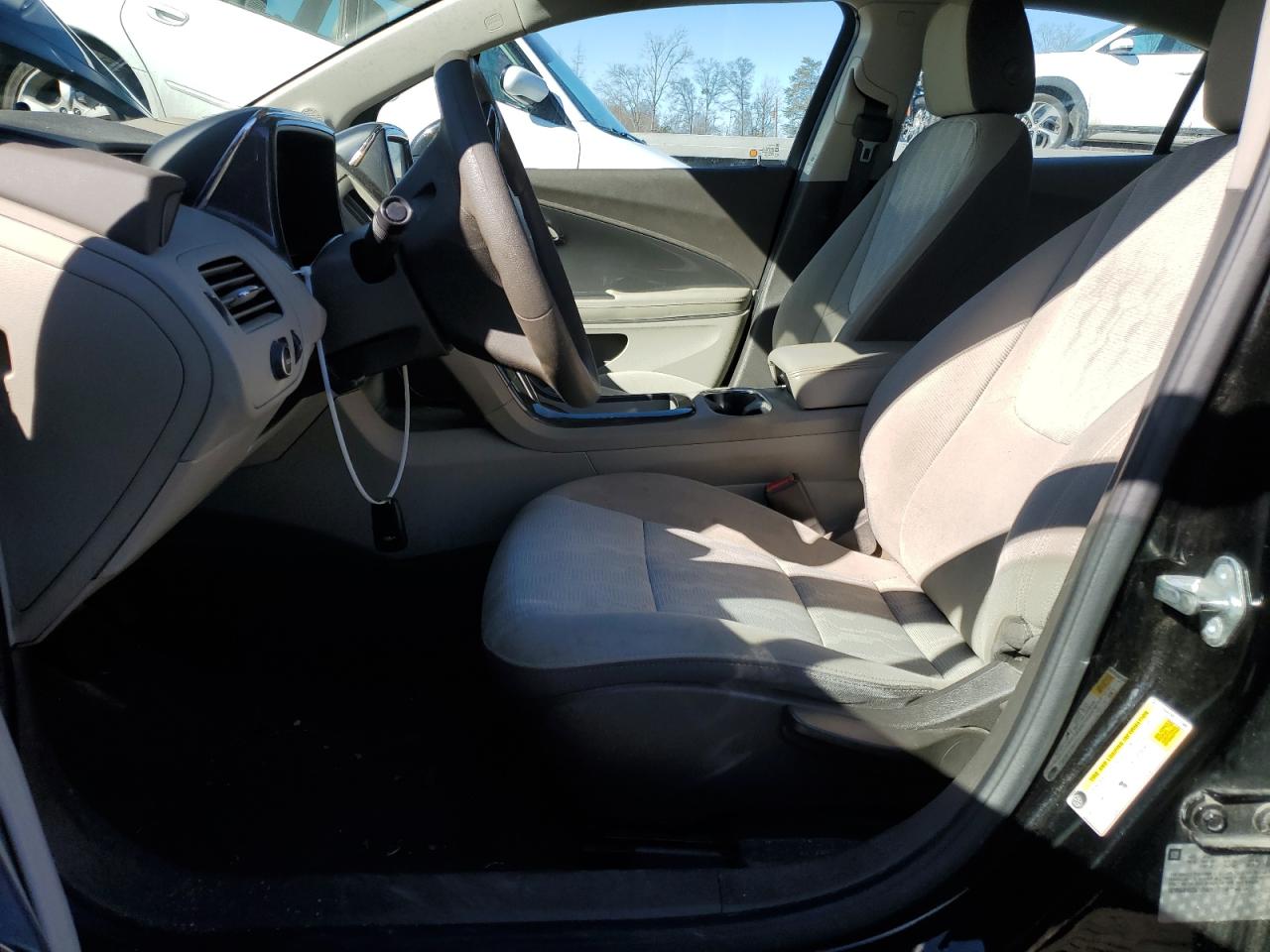 2013 Chevrolet Volt - Image 7