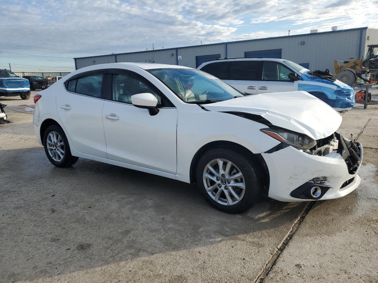 2015 Mazda 3 - Image 4
