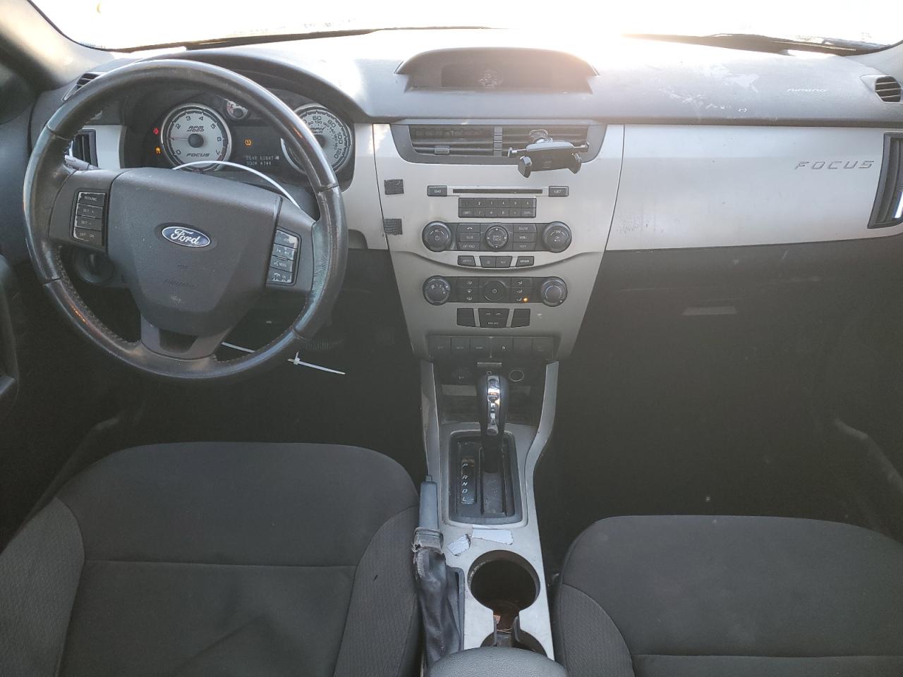 2009 Ford Focus - Image 8