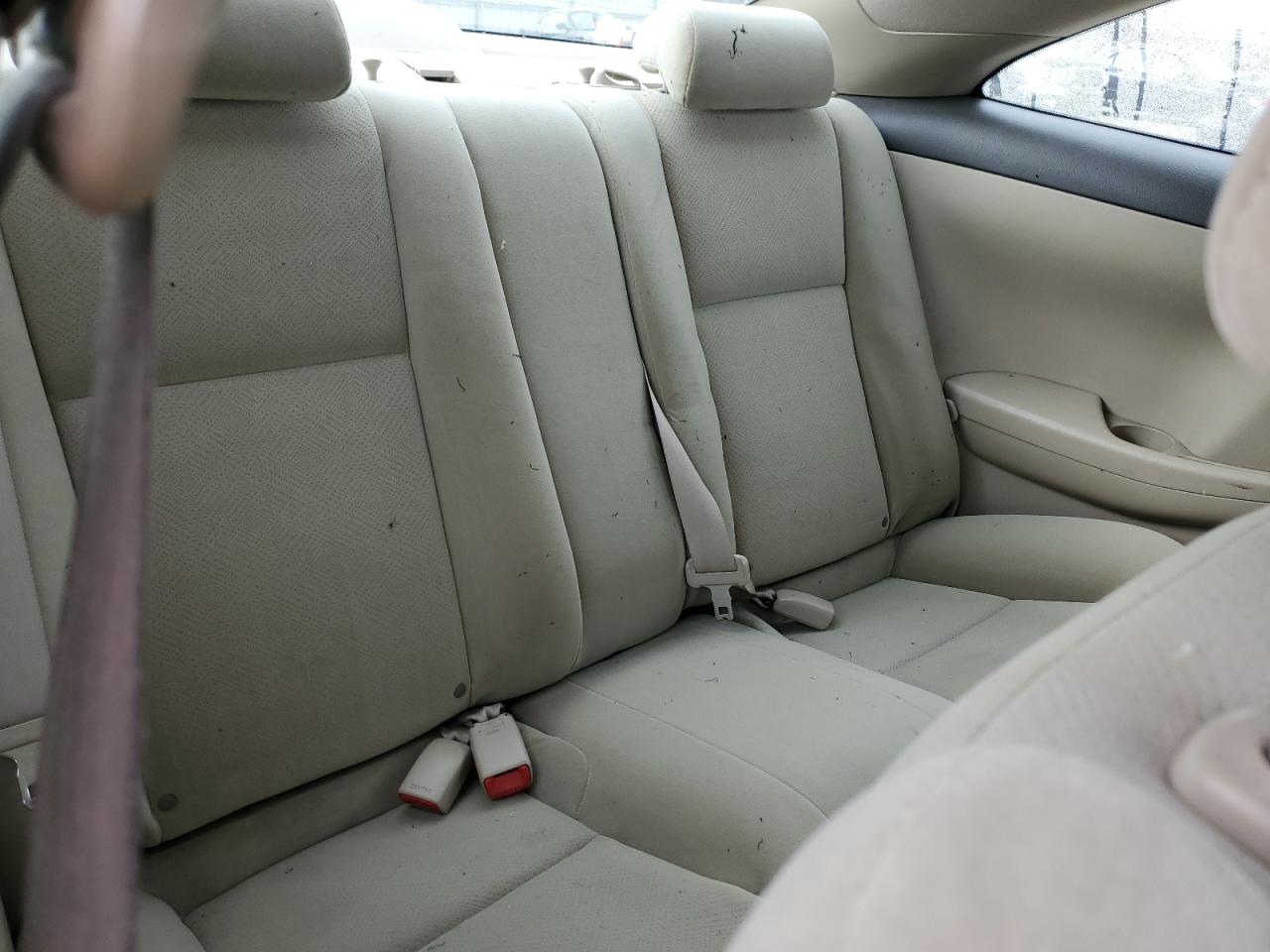 2006 Toyota Camry Solara - Image 10